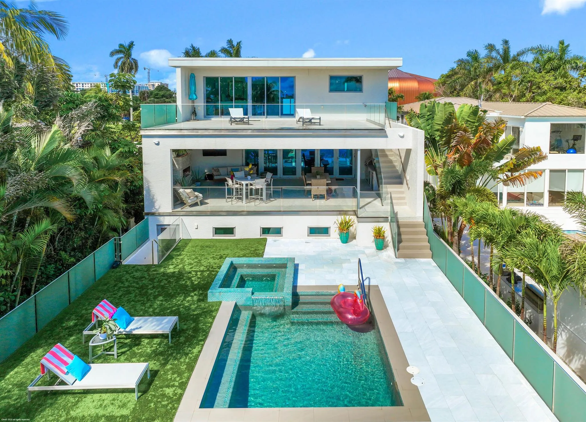 2814 N Flagler Drive