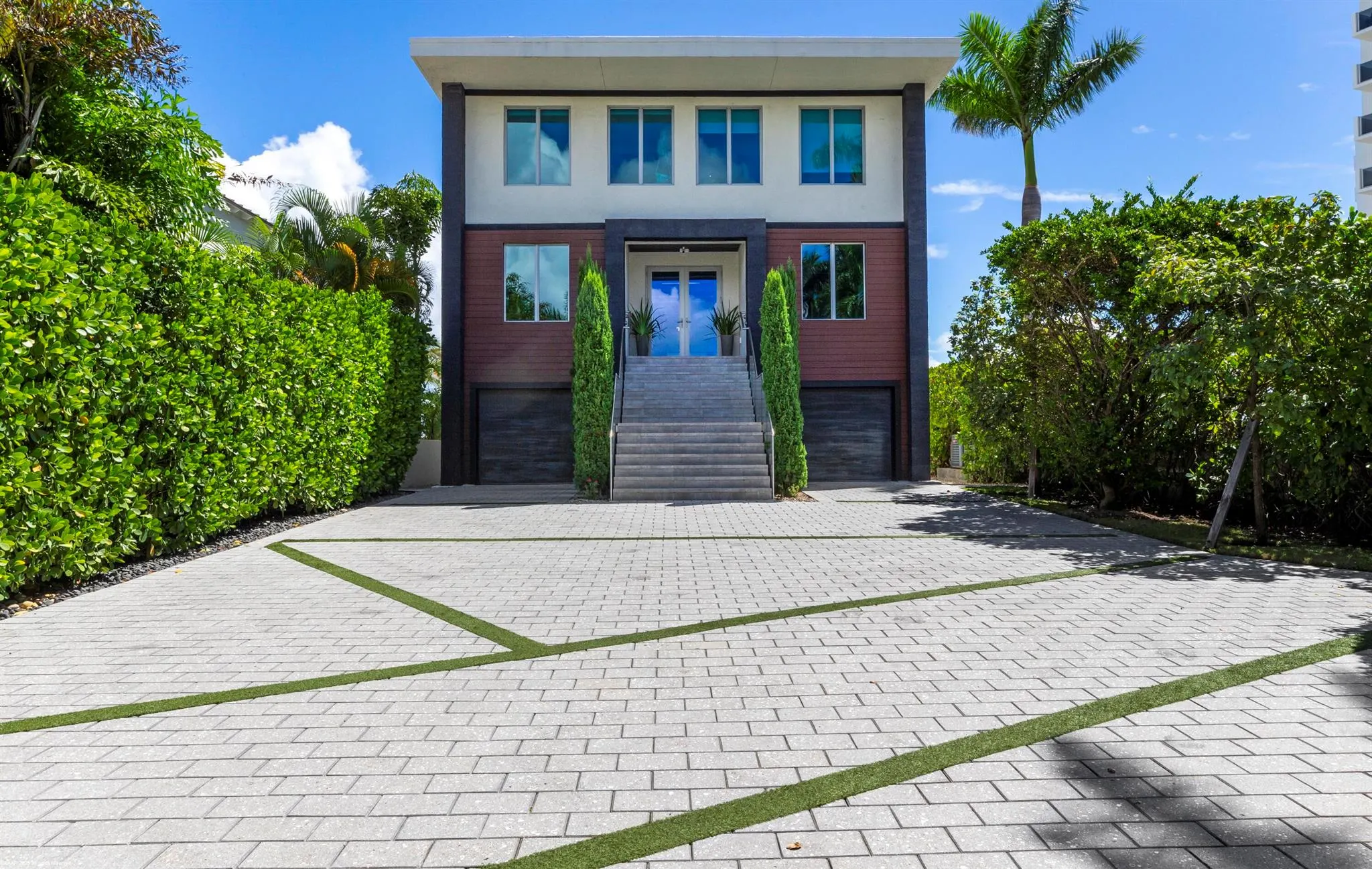 2814 N Flagler Drive