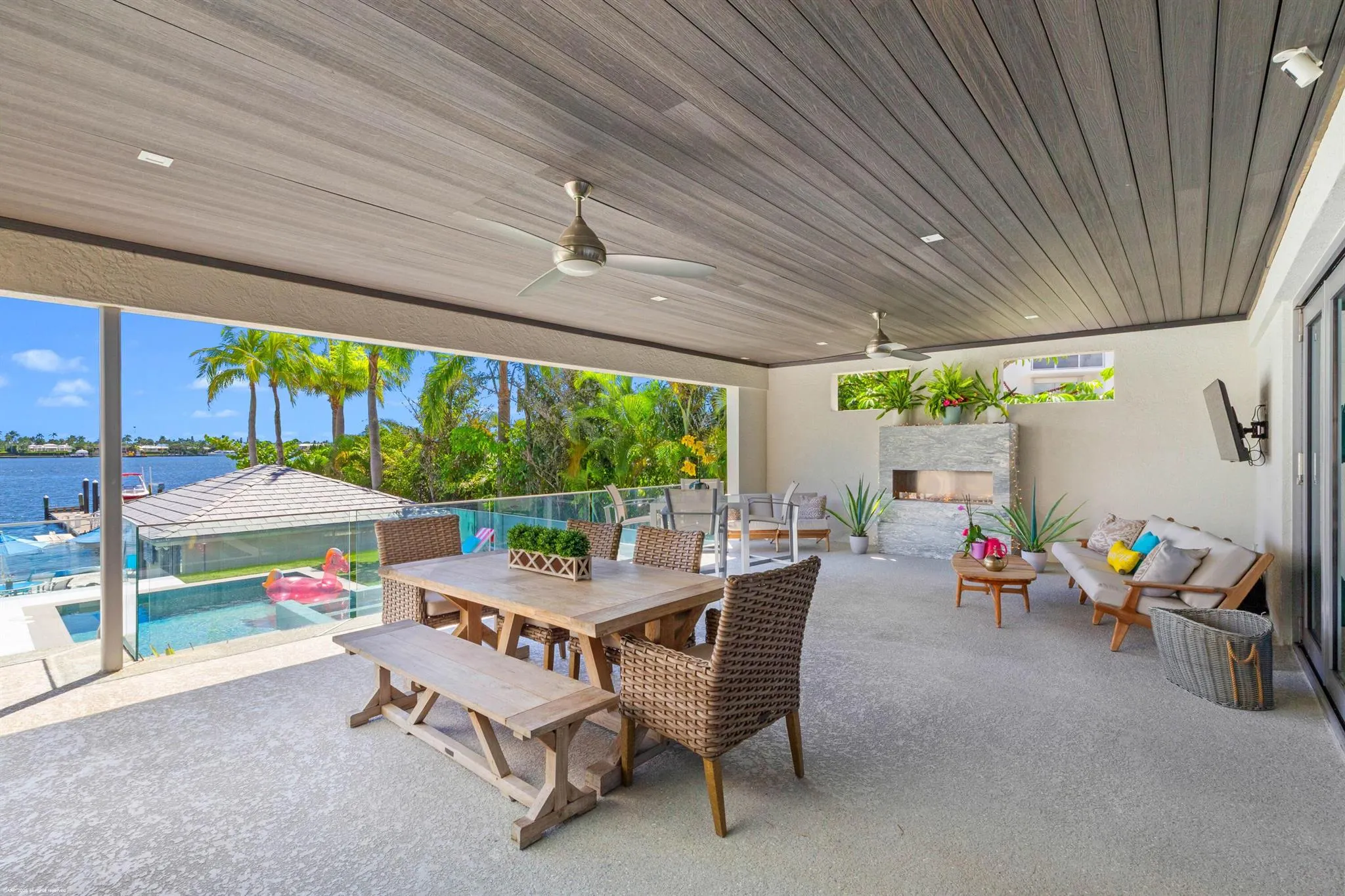 2814 N Flagler Drive