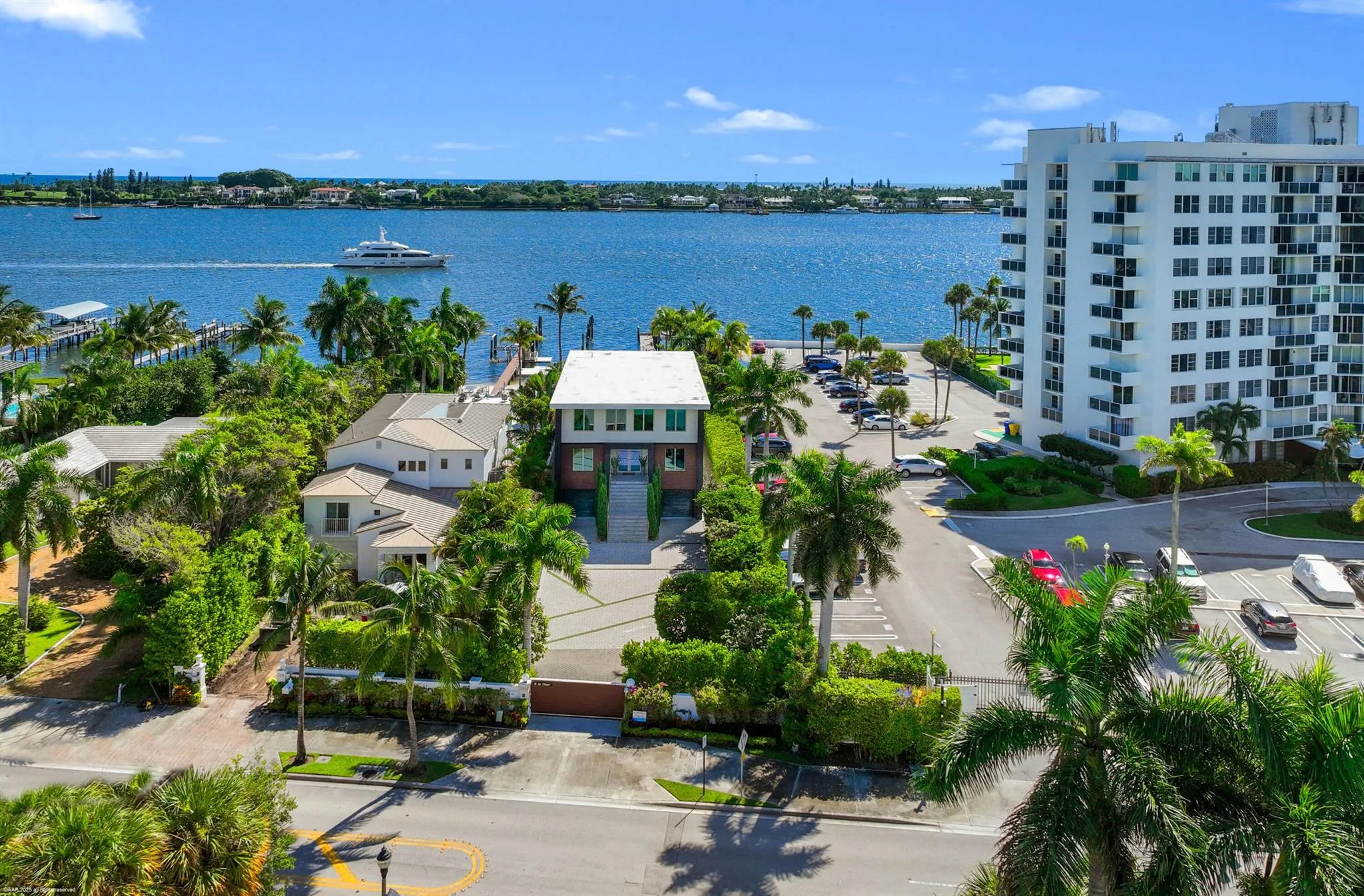 2814 N Flagler Drive