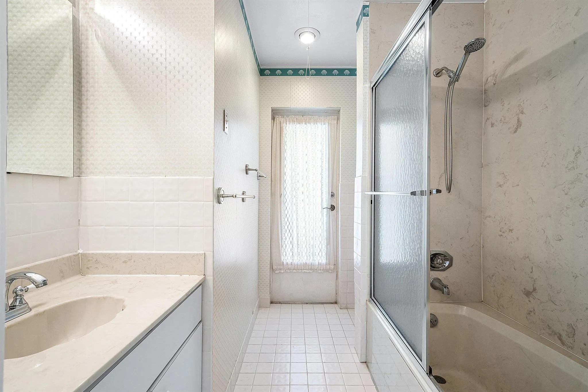 480 NW 11th Avenue