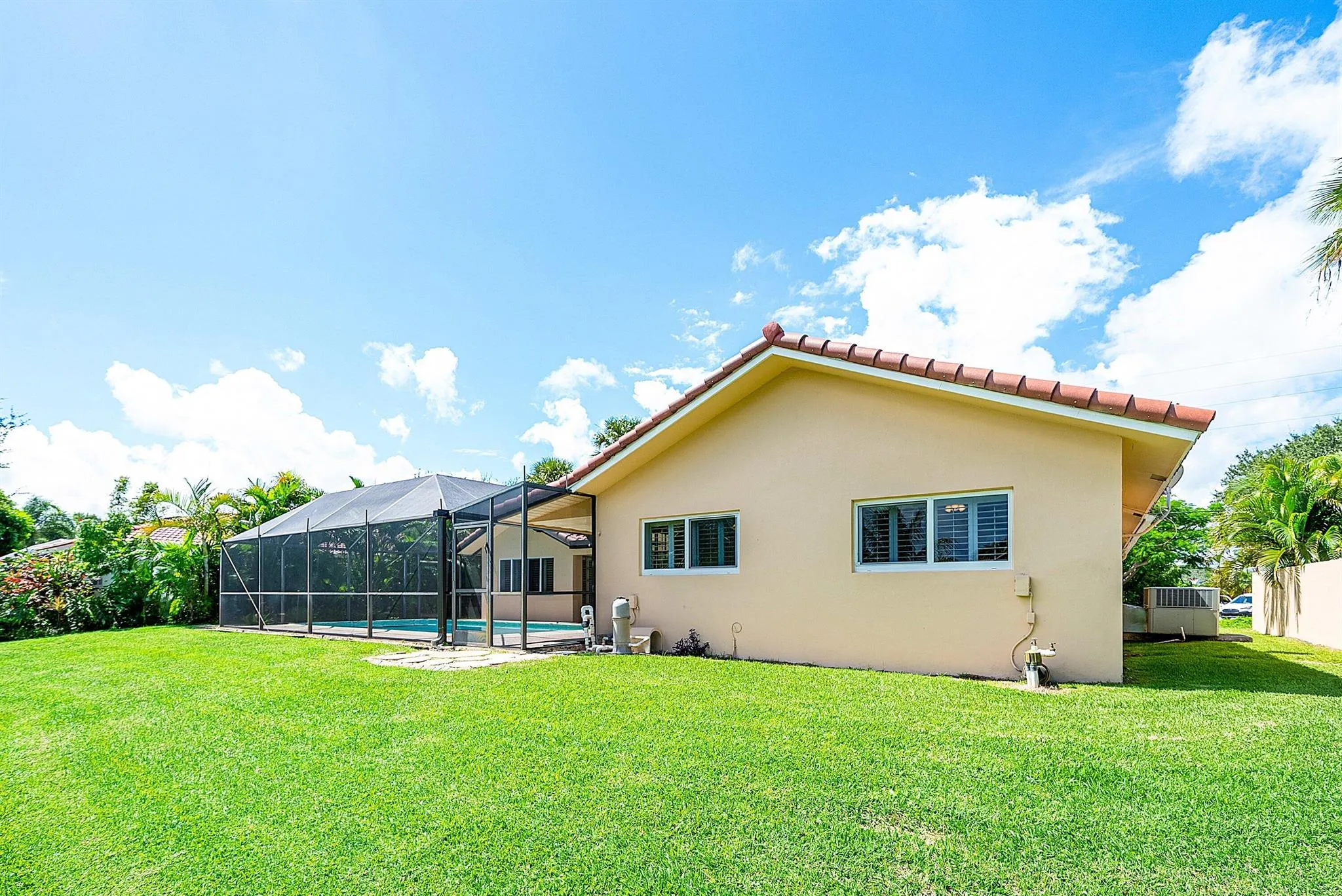 480 NW 11th Avenue