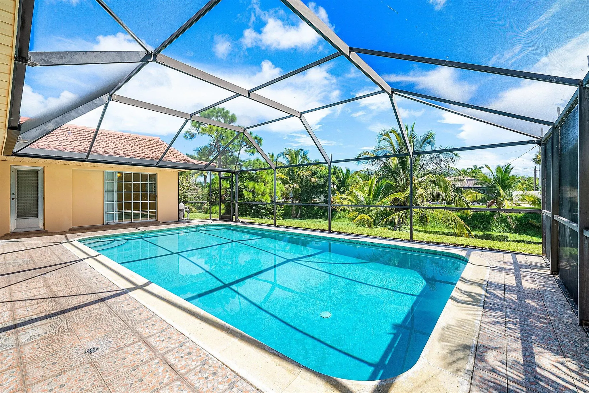 480 NW 11th Avenue
