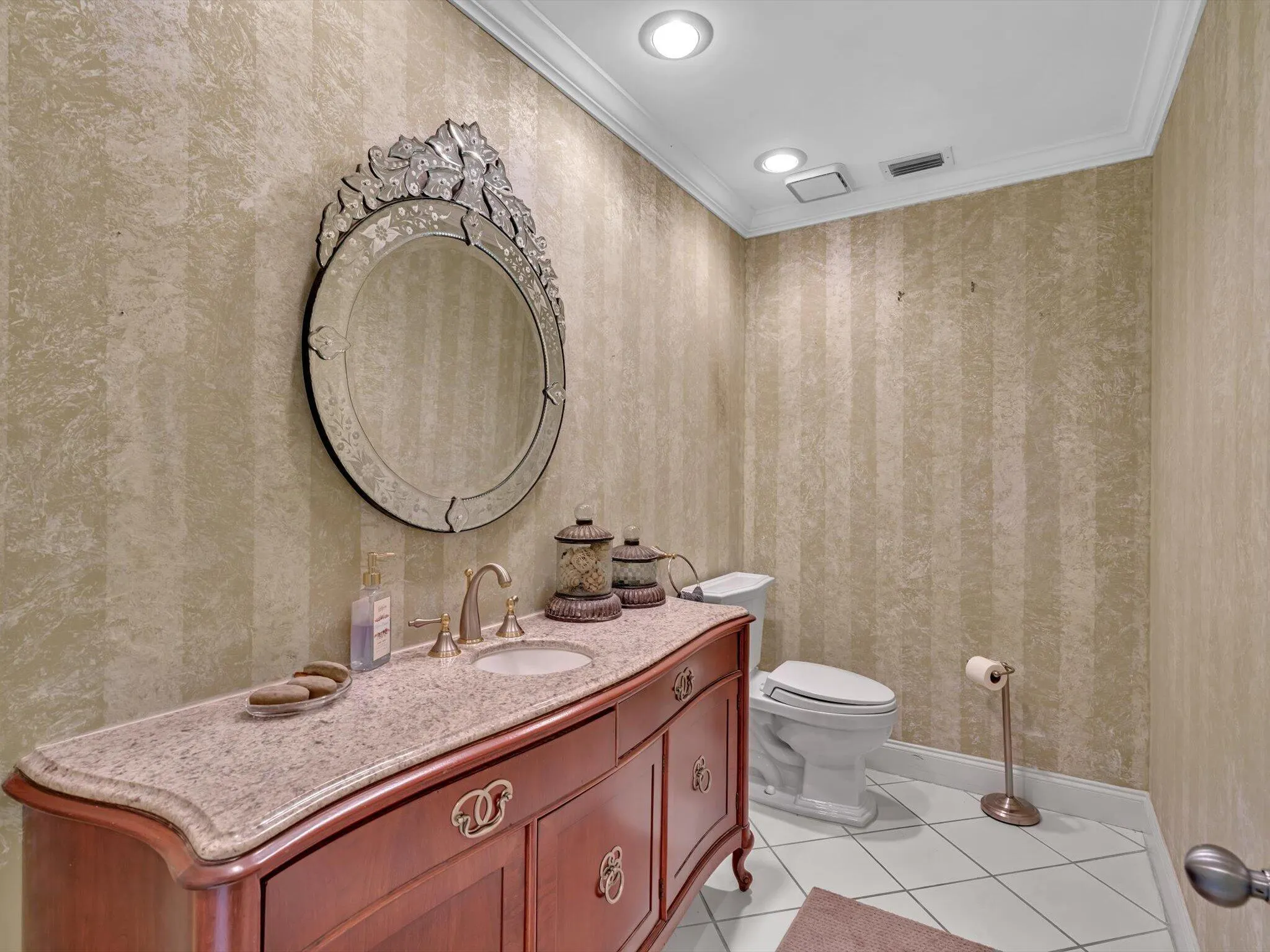 10122 Spyglass Way