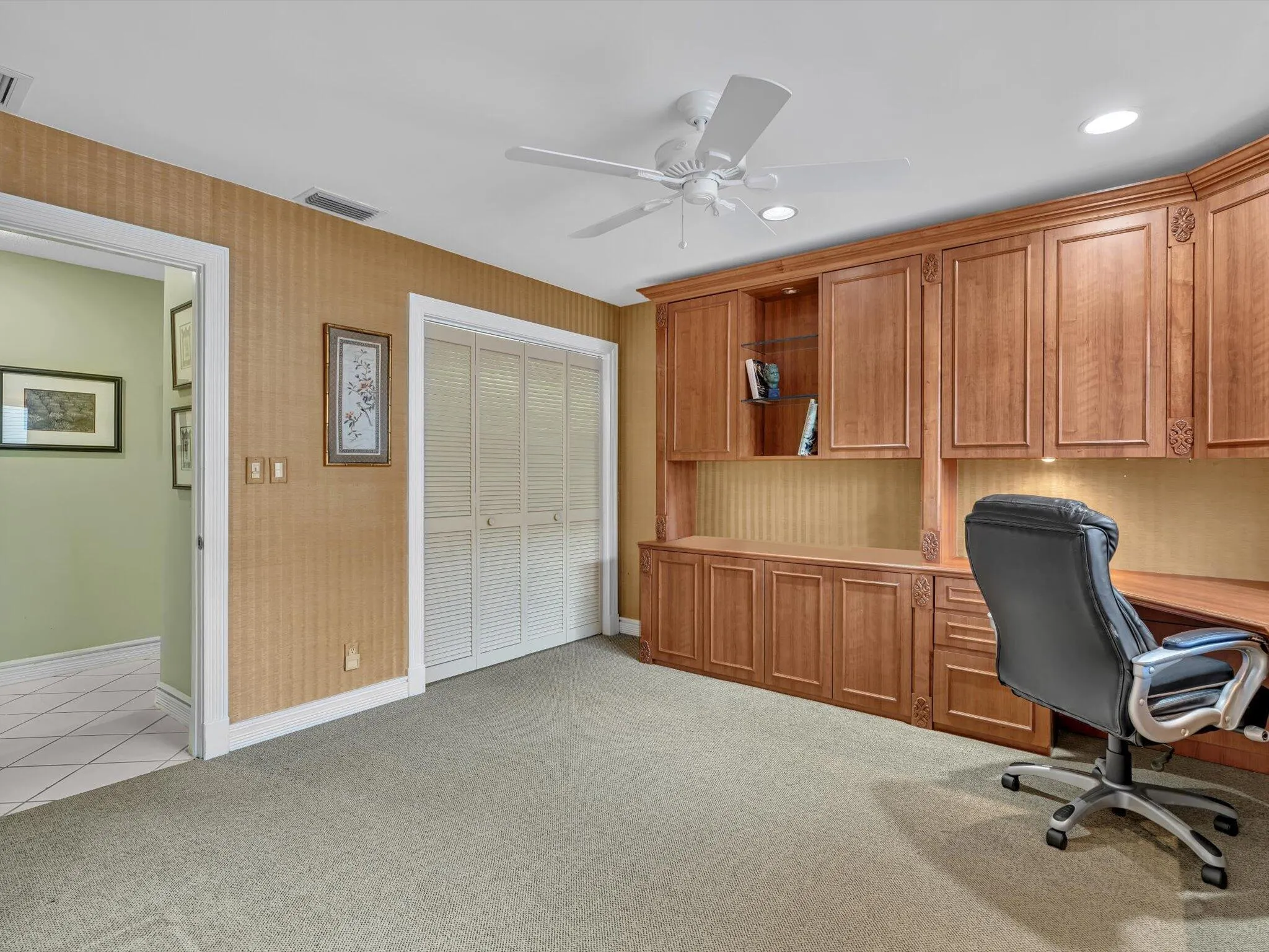 10122 Spyglass Way