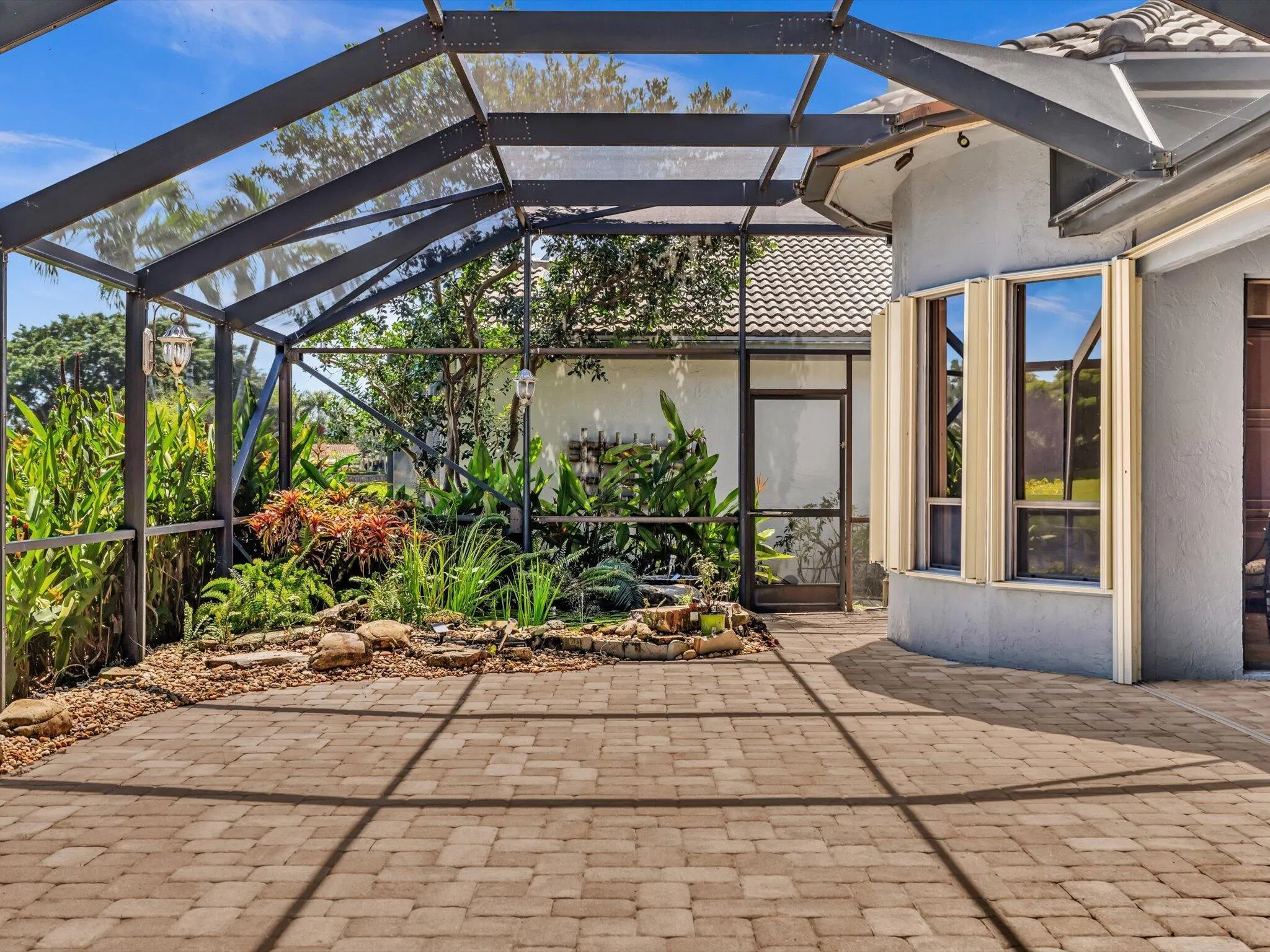 10122 Spyglass Way