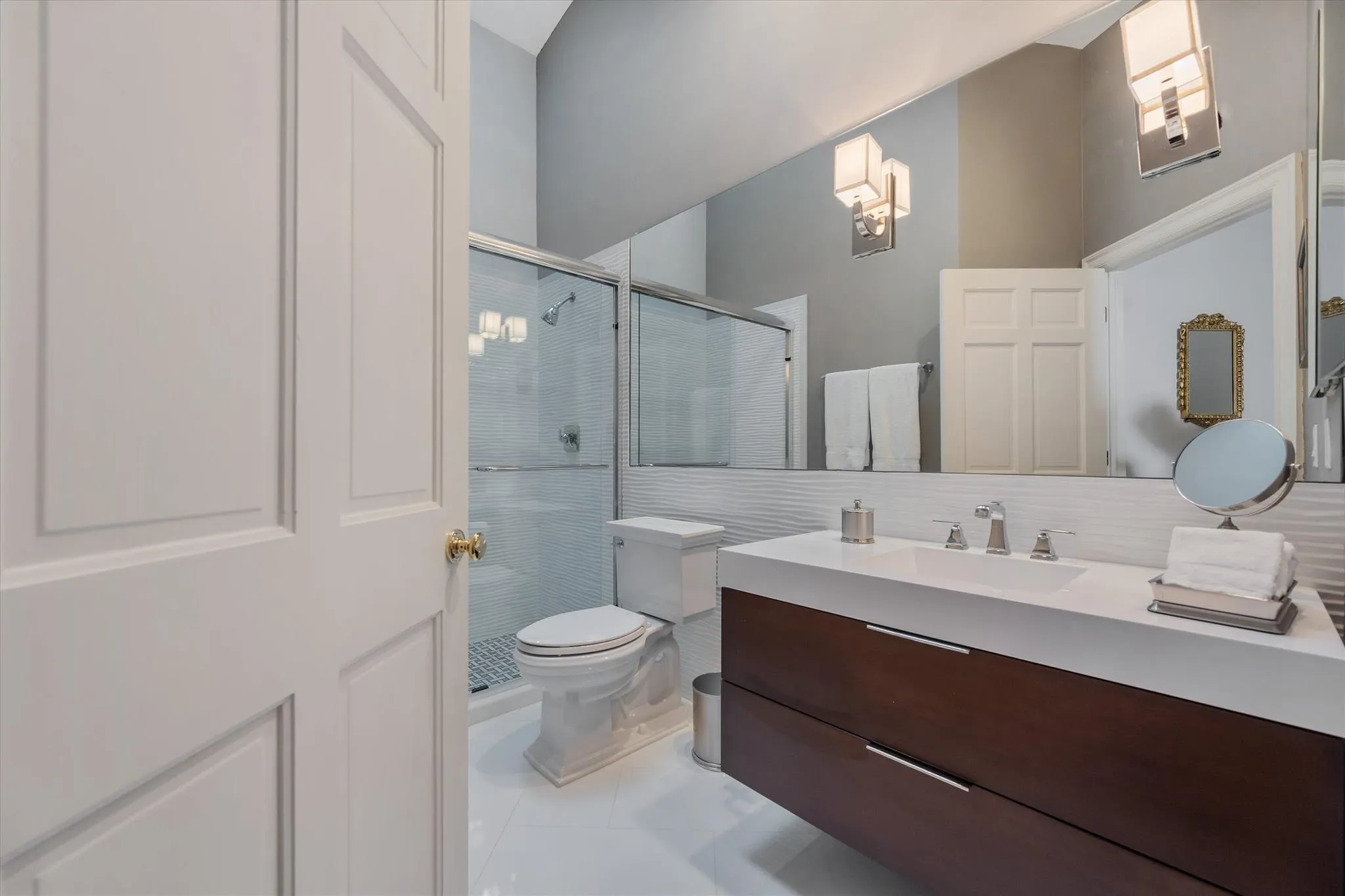 2443 Windsor Way Court