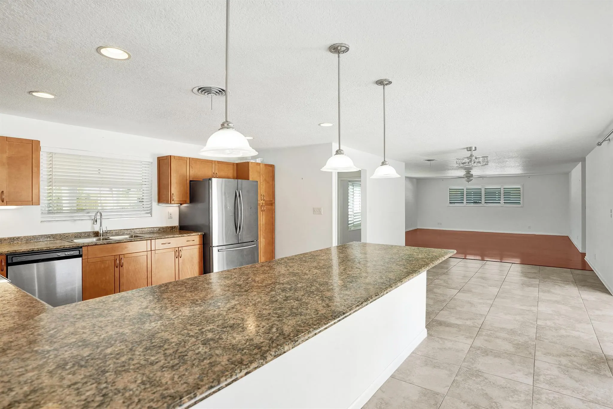 811 W Royal Palm Road