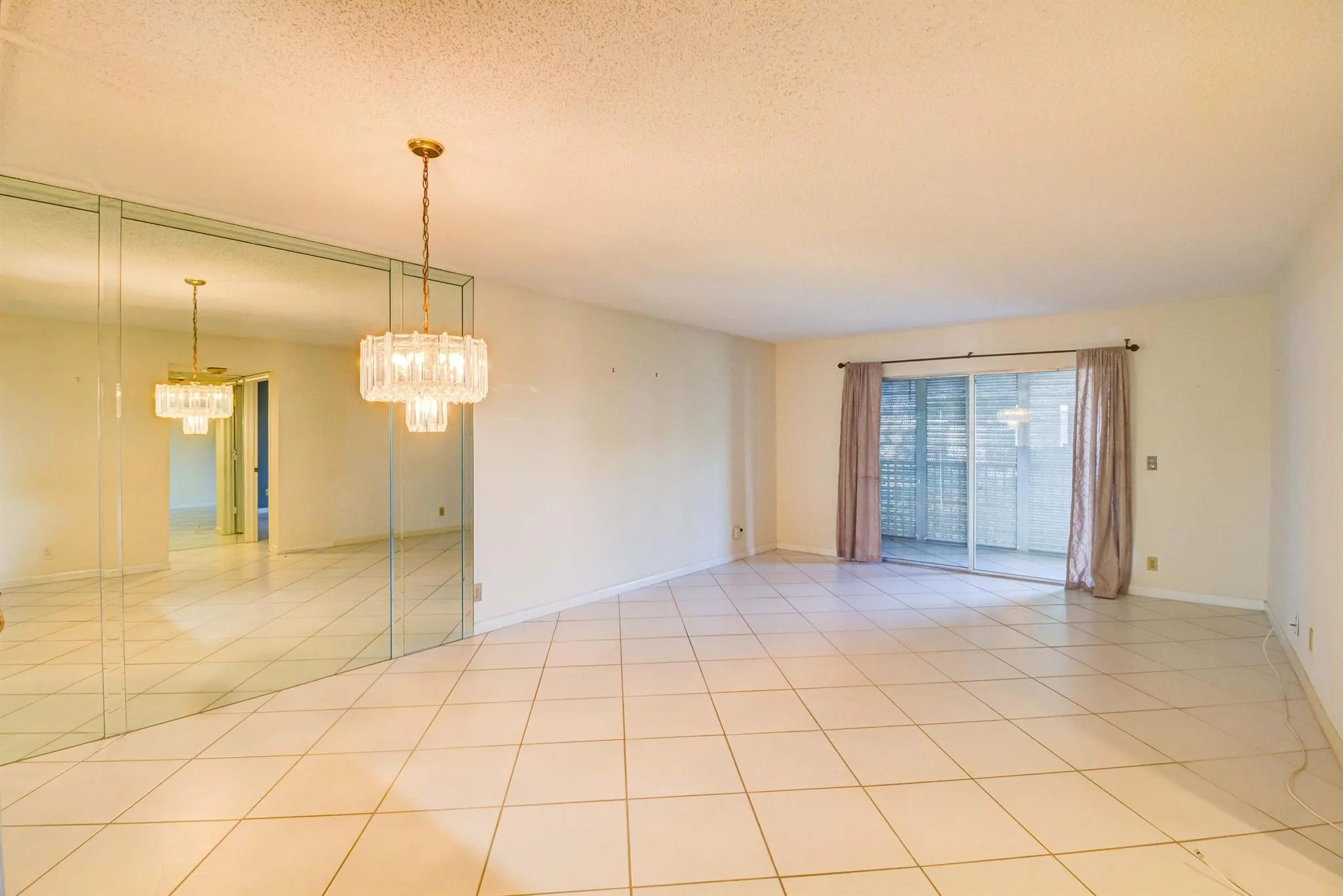 14360 Strathmore Lane, #406