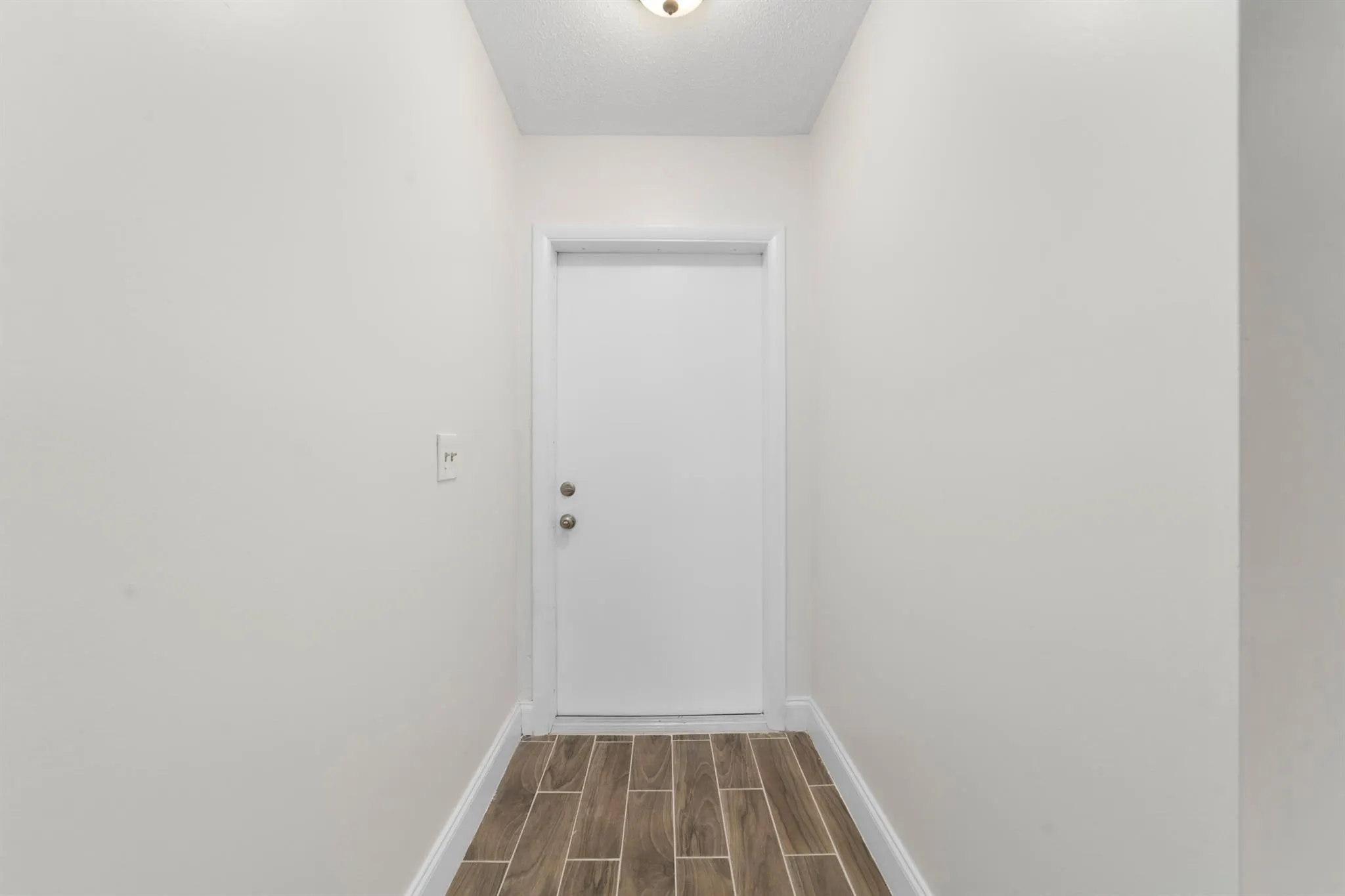 2567 Dudley Drive W, #F