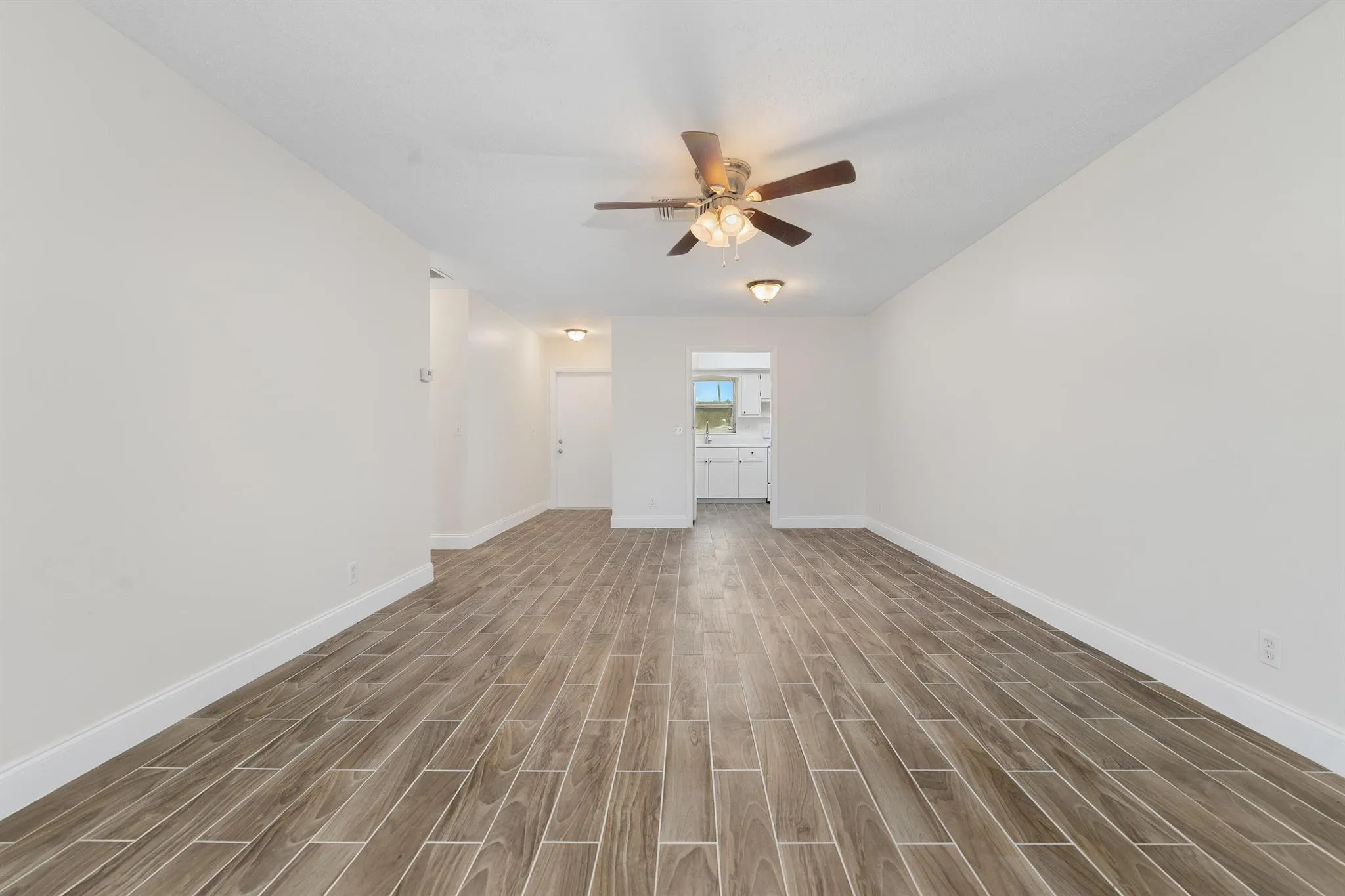 2567 Dudley Drive W, #F