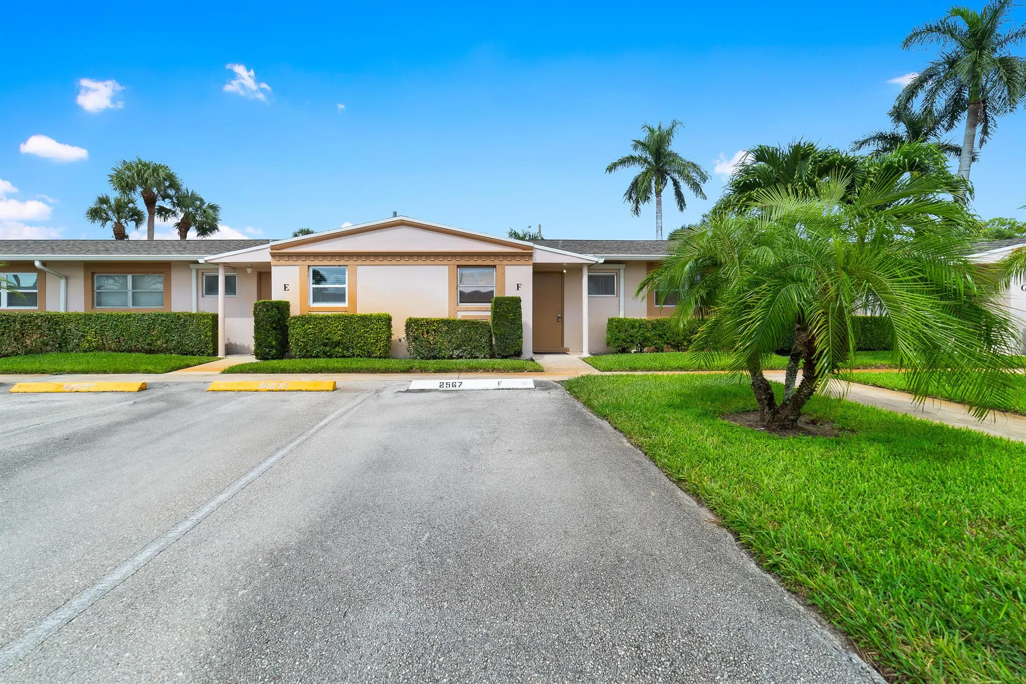 2567 Dudley Drive W, #F