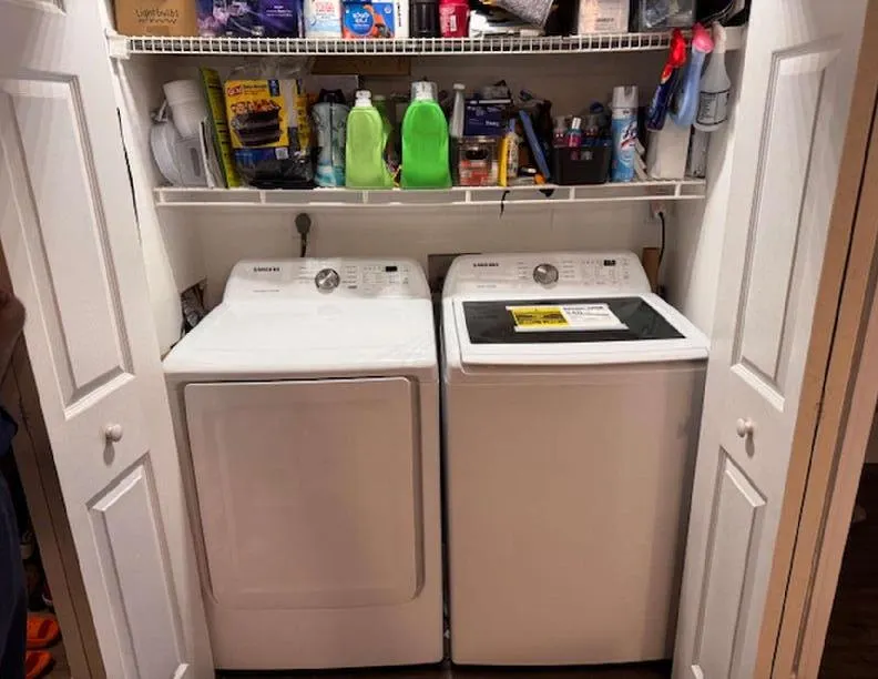 4402 Inlet Circle