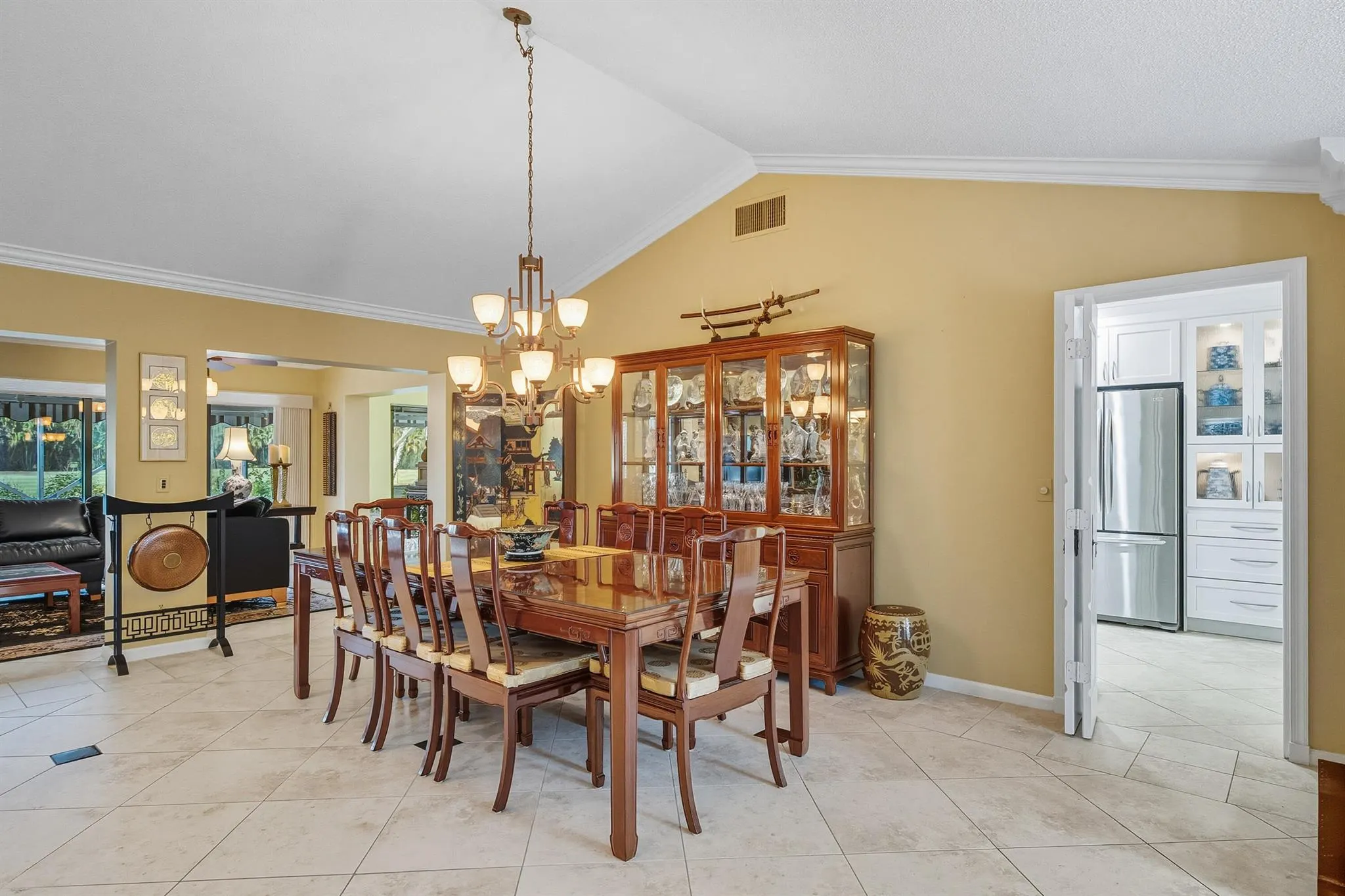 1423 SW Troon Circle