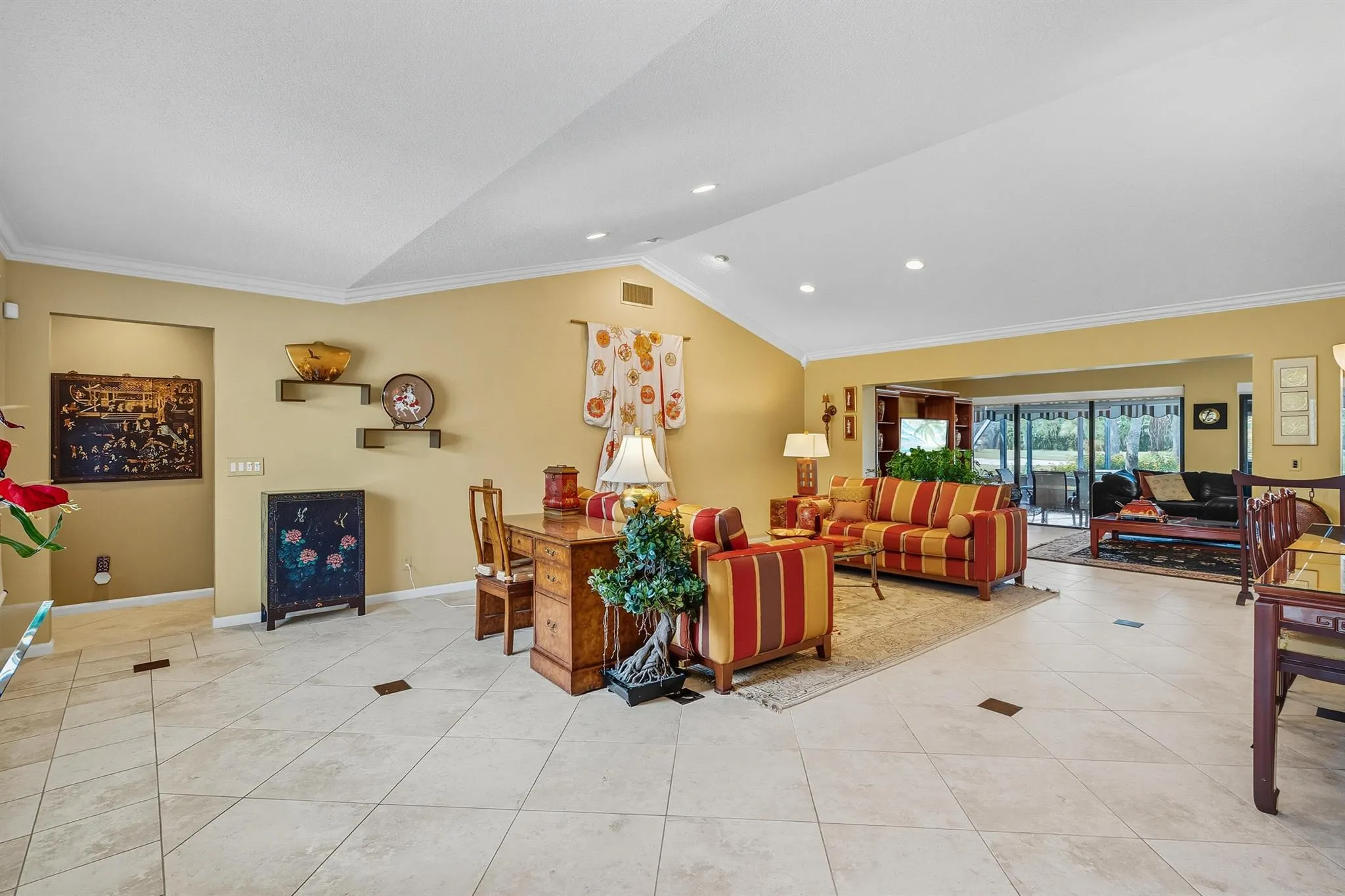 1423 SW Troon Circle