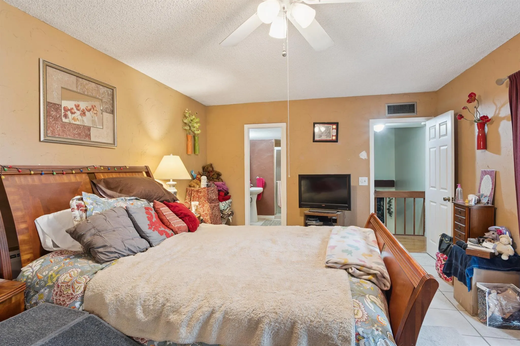 4075 Palm Bay Circle, #B