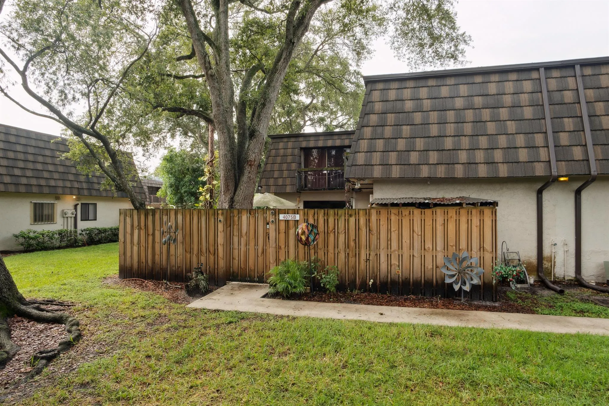 4075 Palm Bay Circle, #B