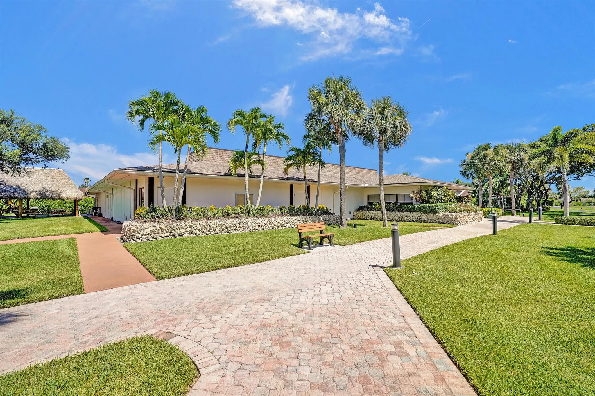 5340 Las Verdes Circle, #324