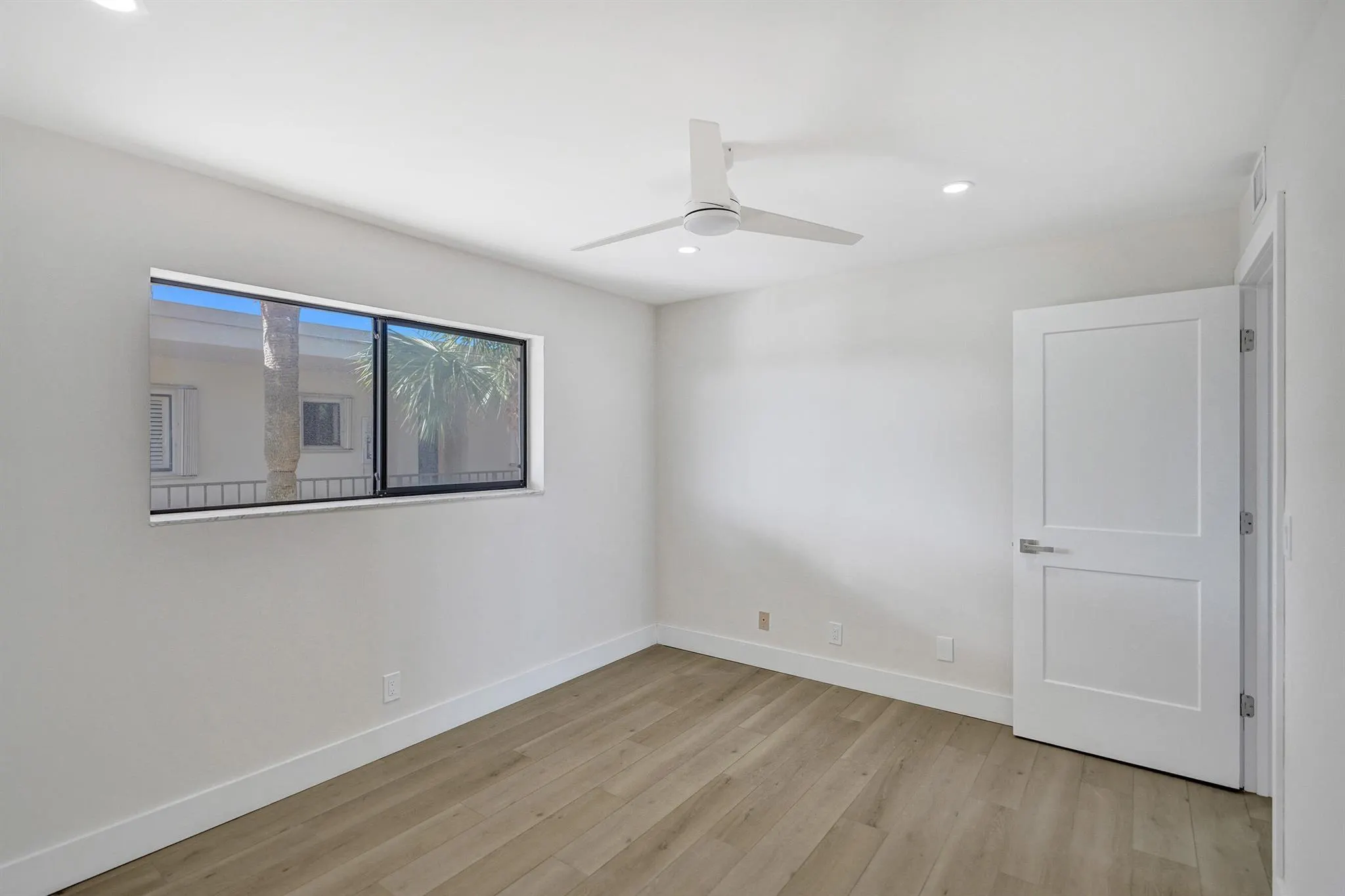 5340 Las Verdes Circle, #324