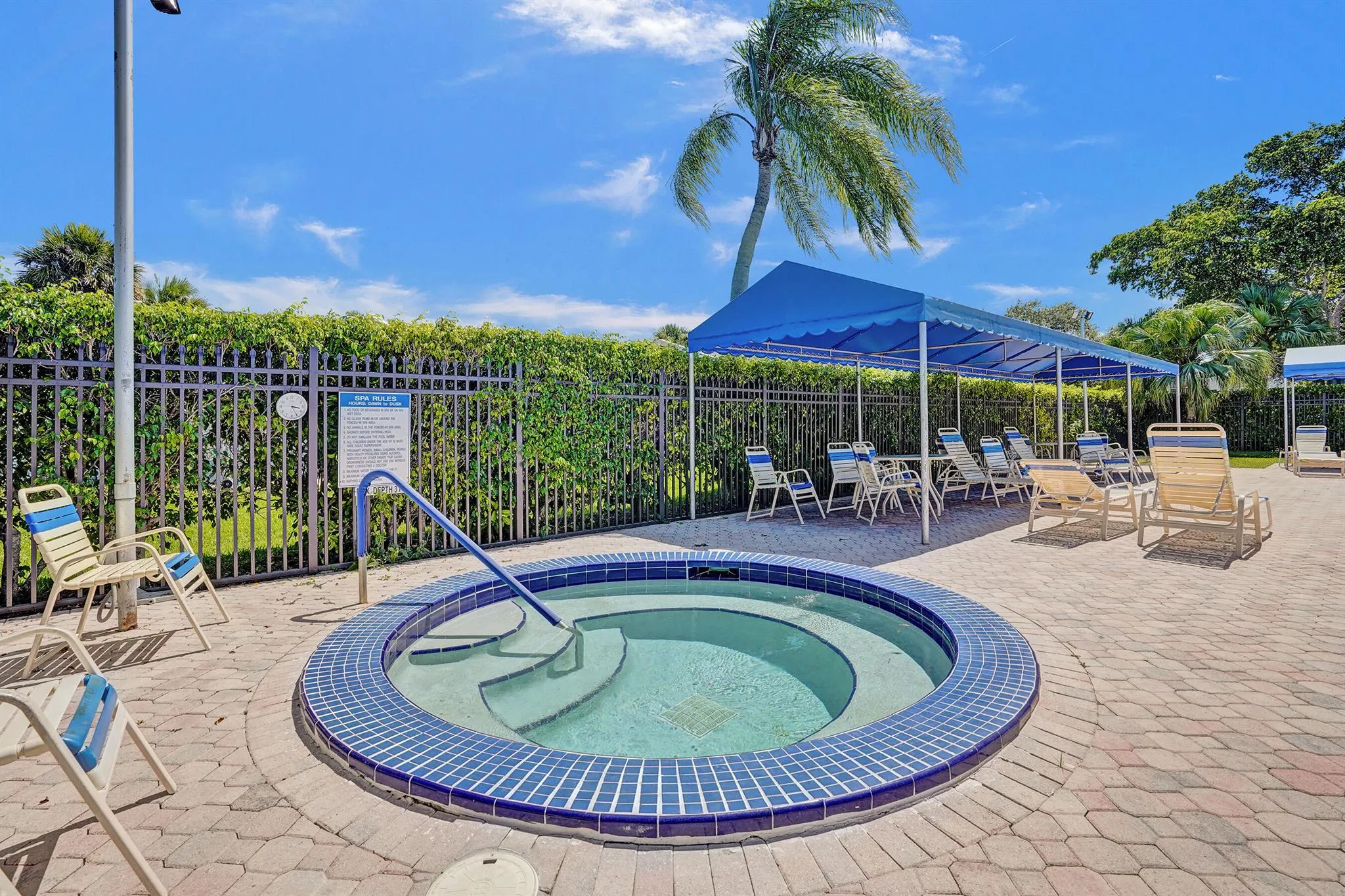 5340 Las Verdes Circle, #324