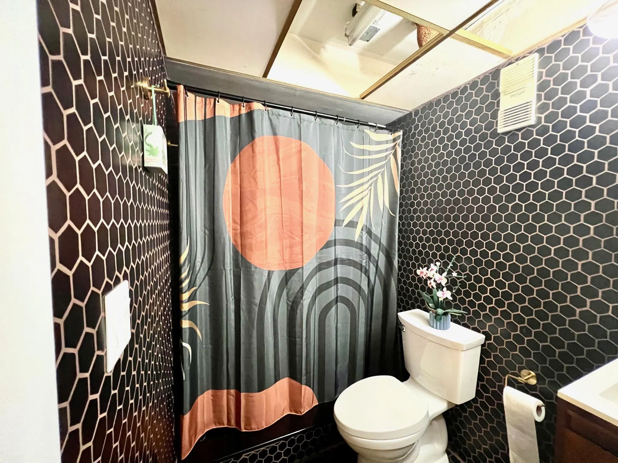 500 Executive Center Drive, #3-F