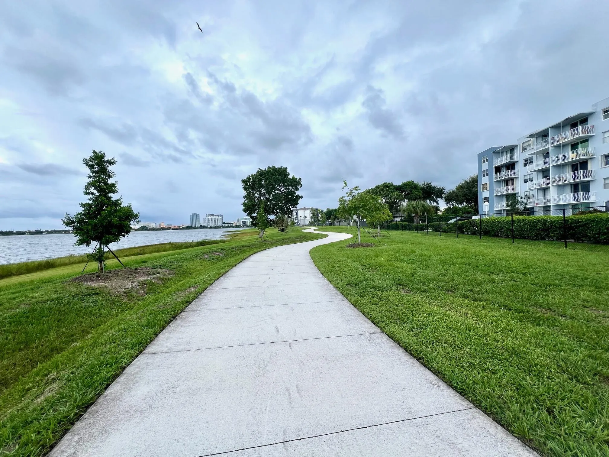 500 Executive Center Drive, #3-F