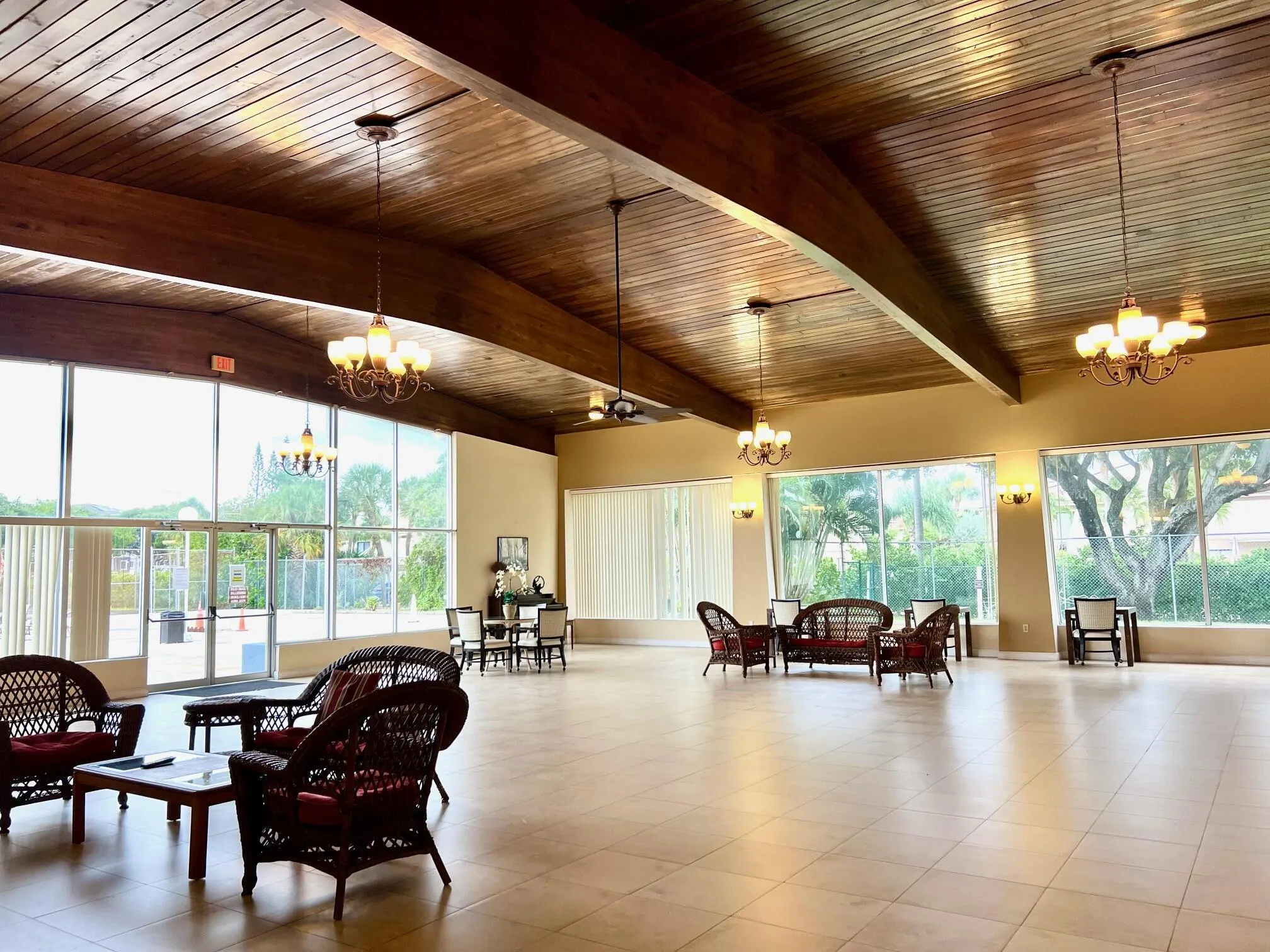 500 Executive Center Drive, #3-F