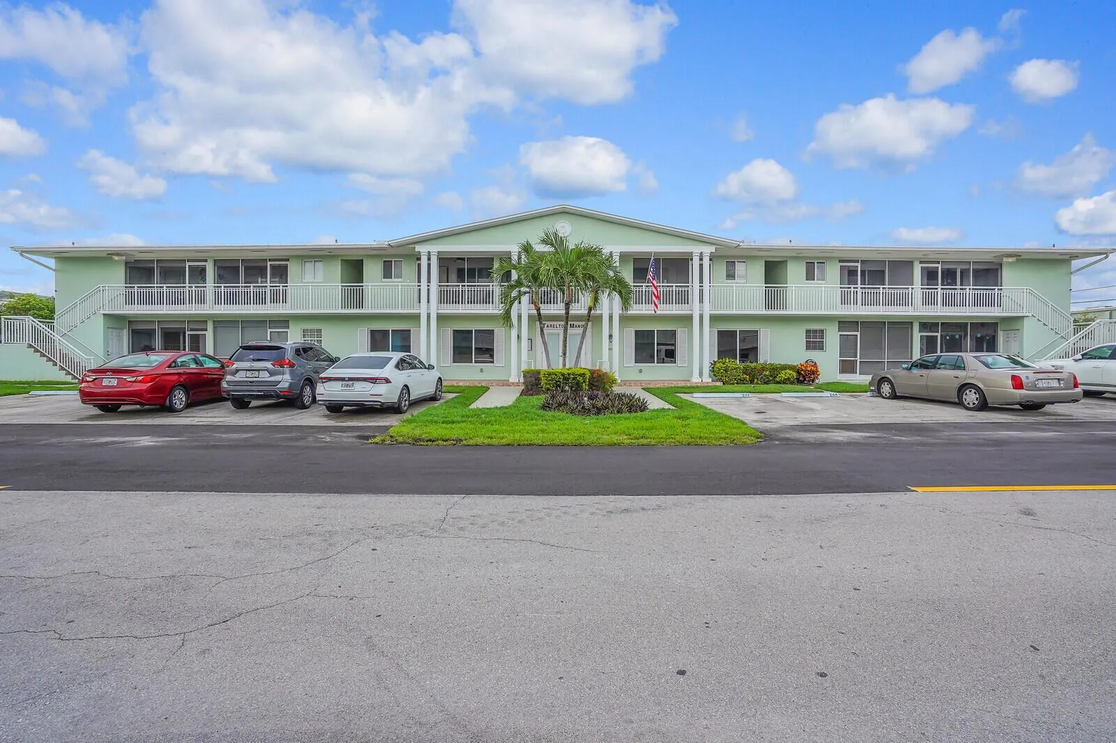 2100 NE 38th Street, #111