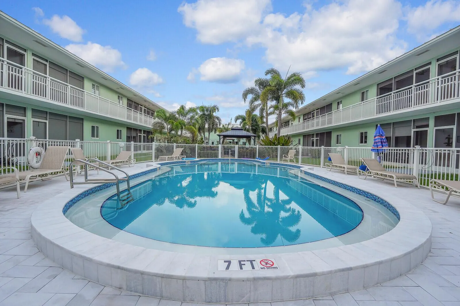 2100 NE 38th Street, #111