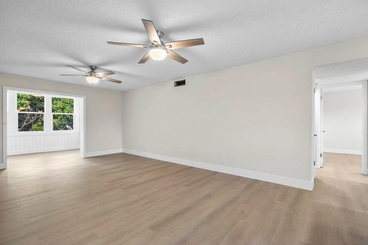 2601 NE 3rd Court, #3040