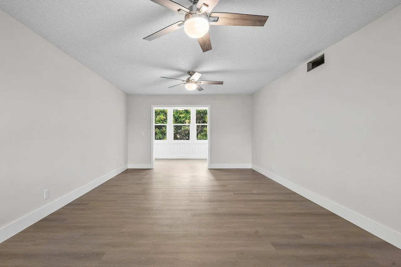2601 NE 3rd Court, #3040