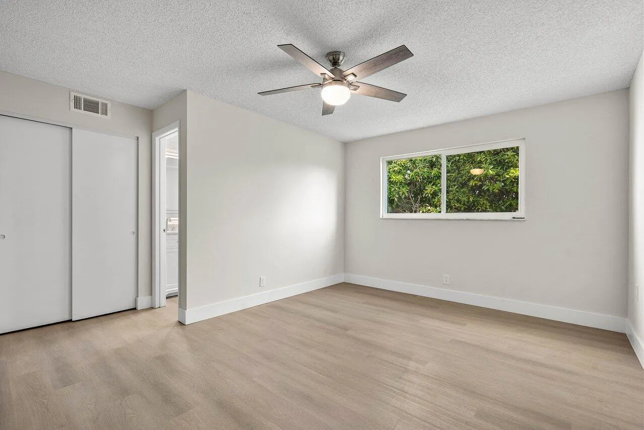 2601 NE 3rd Court, #3040