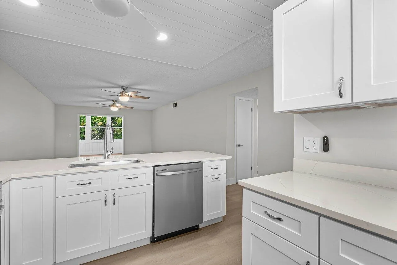 2601 NE 3rd Court, #3040