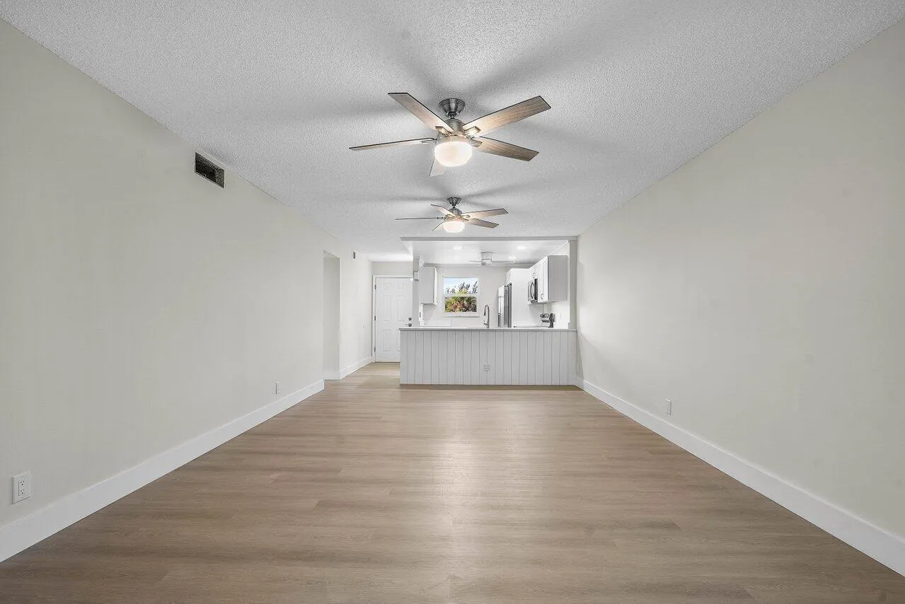 2601 NE 3rd Court, #3040