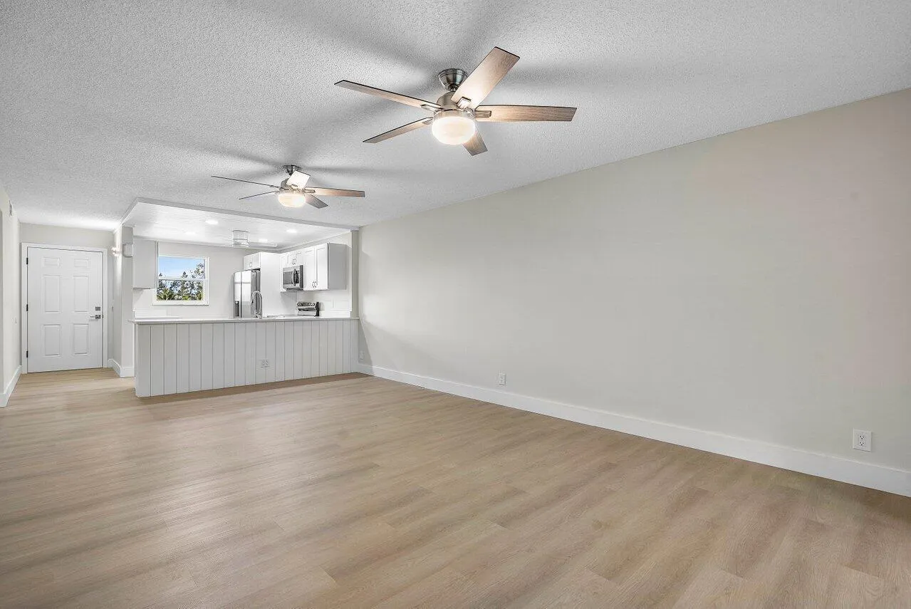 2601 NE 3rd Court, #3040
