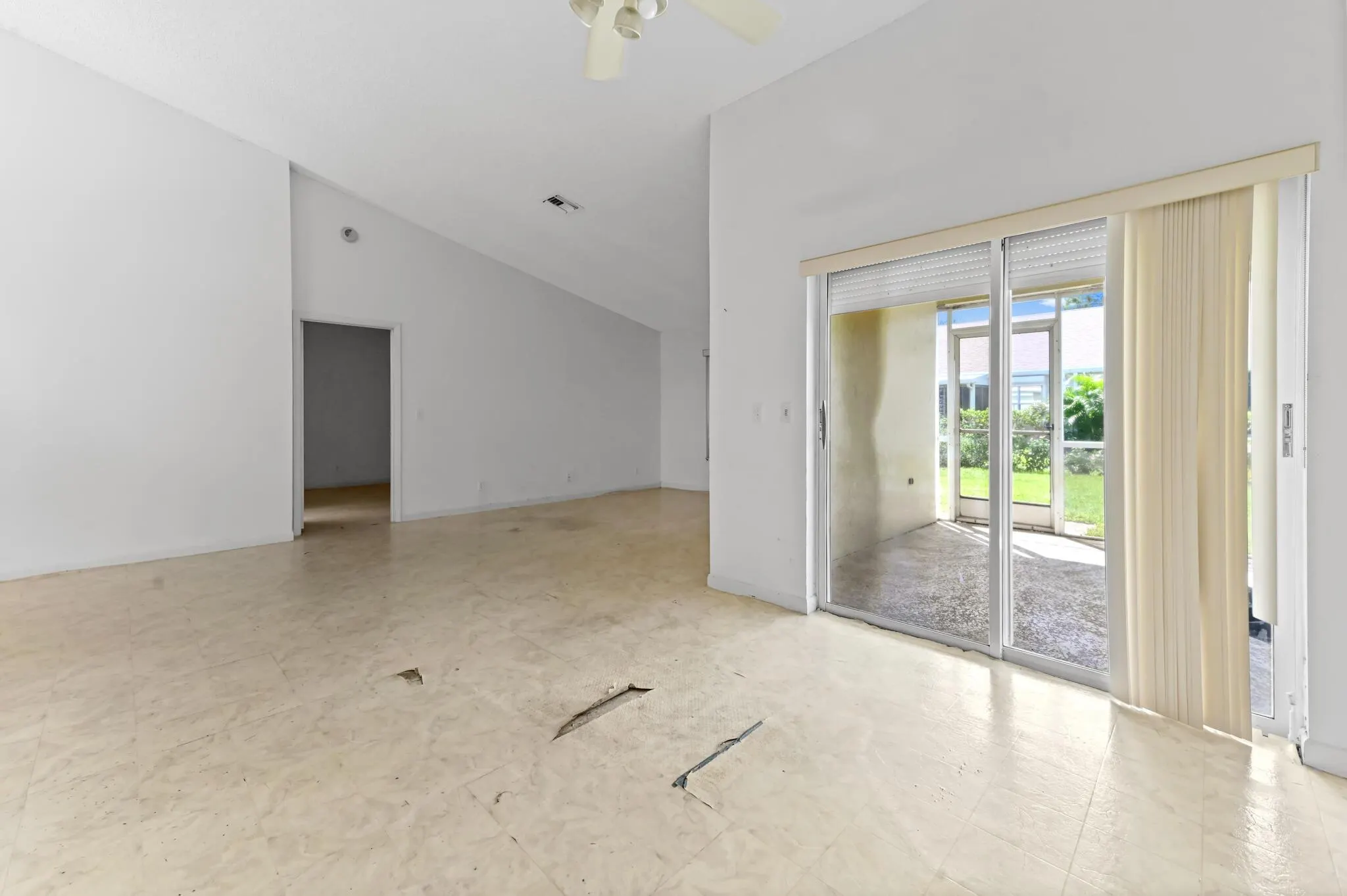 3509 Ridge Tree Court