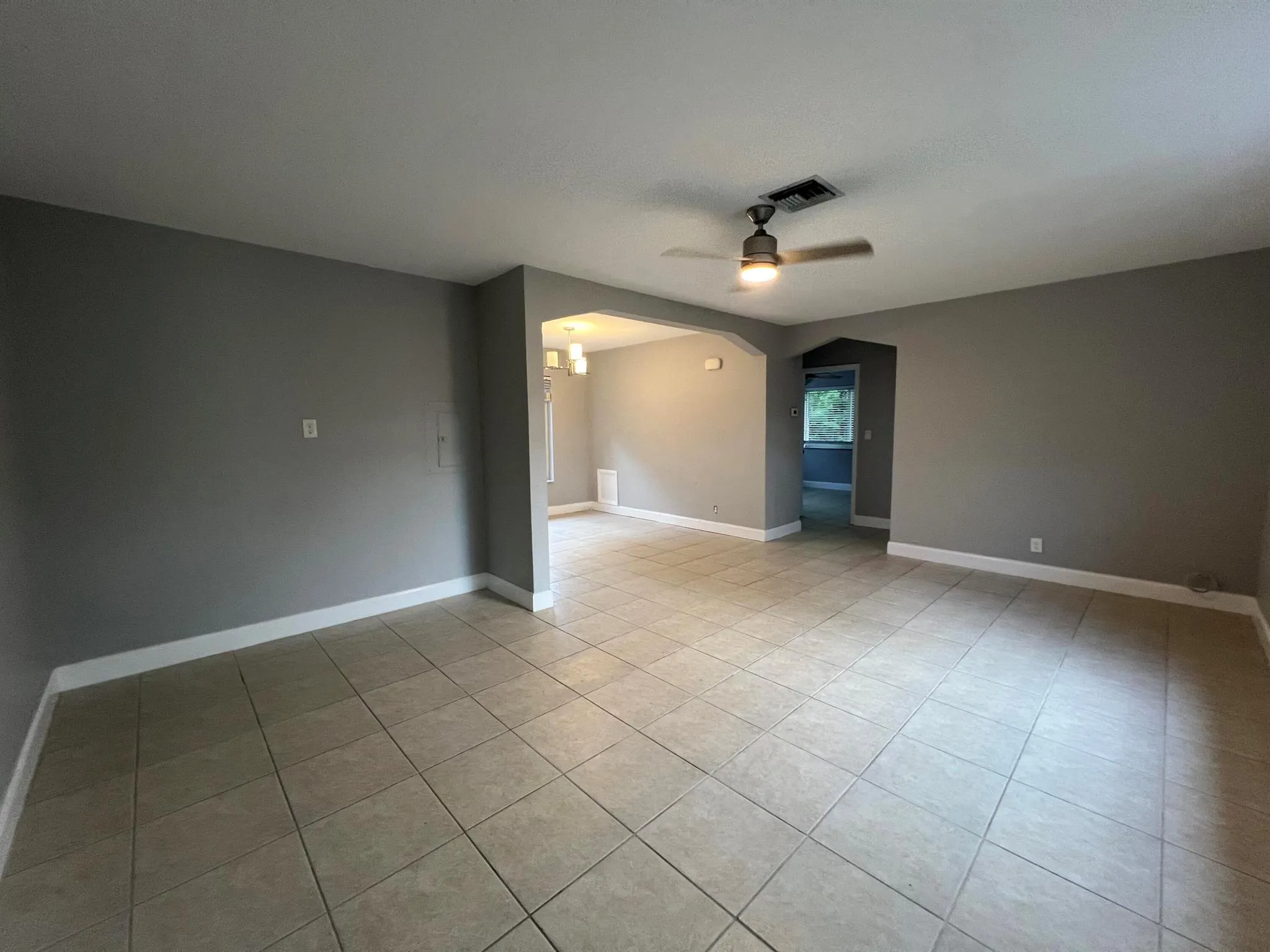 113 Edwards Lane, #4
