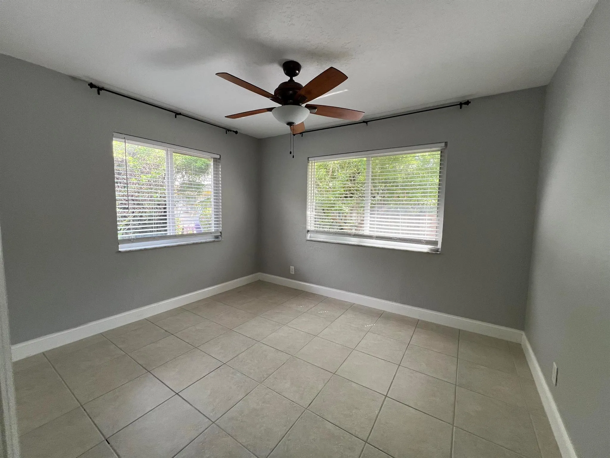 113 Edwards Lane, #4