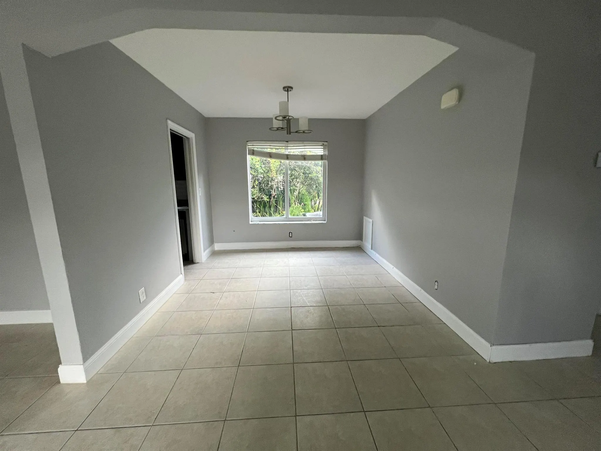 113 Edwards Lane, #4
