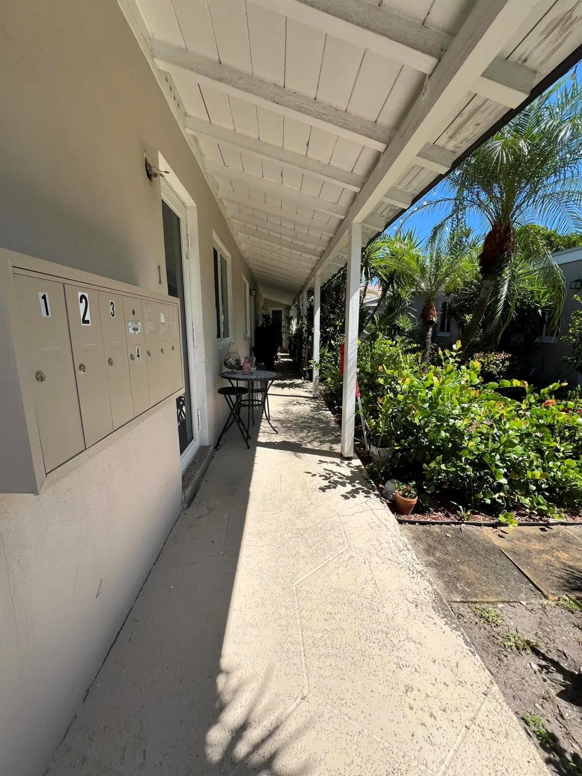 113 Edwards Lane, #4