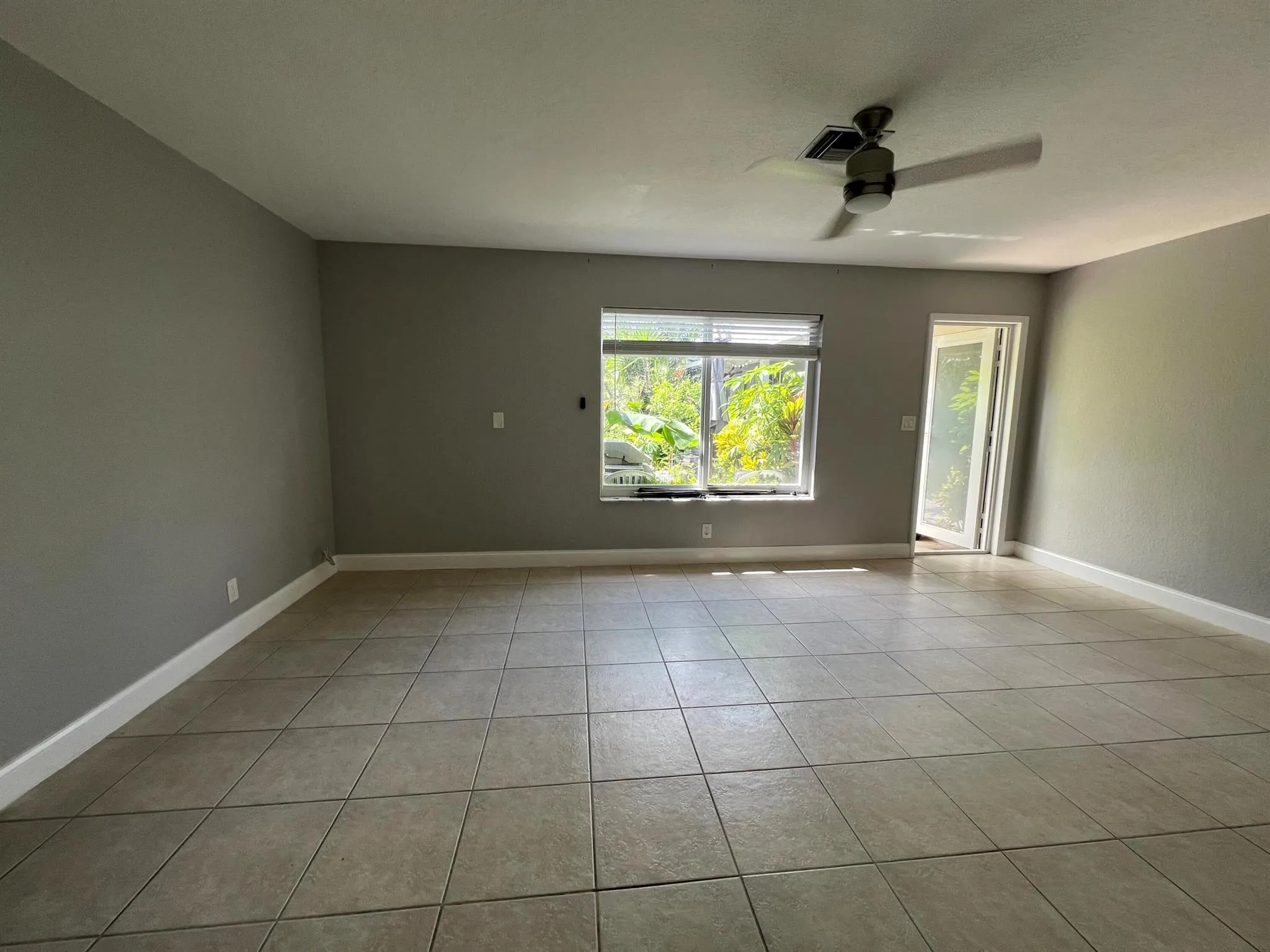 113 Edwards Lane, #4
