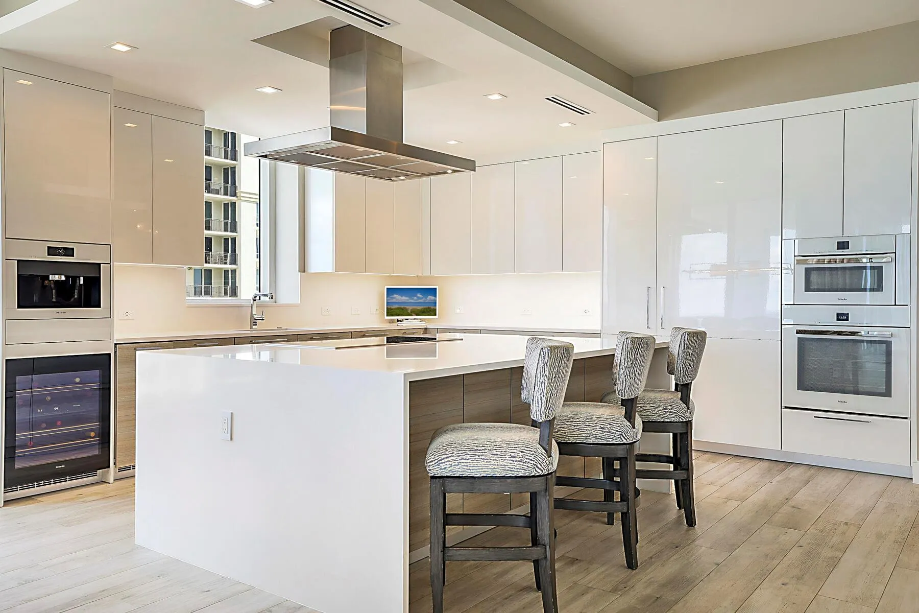 3730 N Ocean Drive, #15c