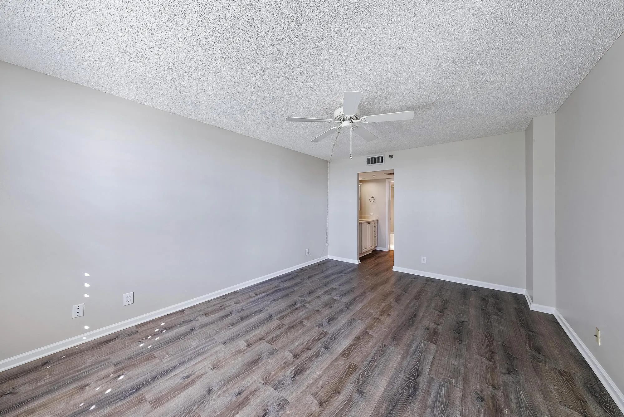 1748 Jupiter Cove Drive, #121