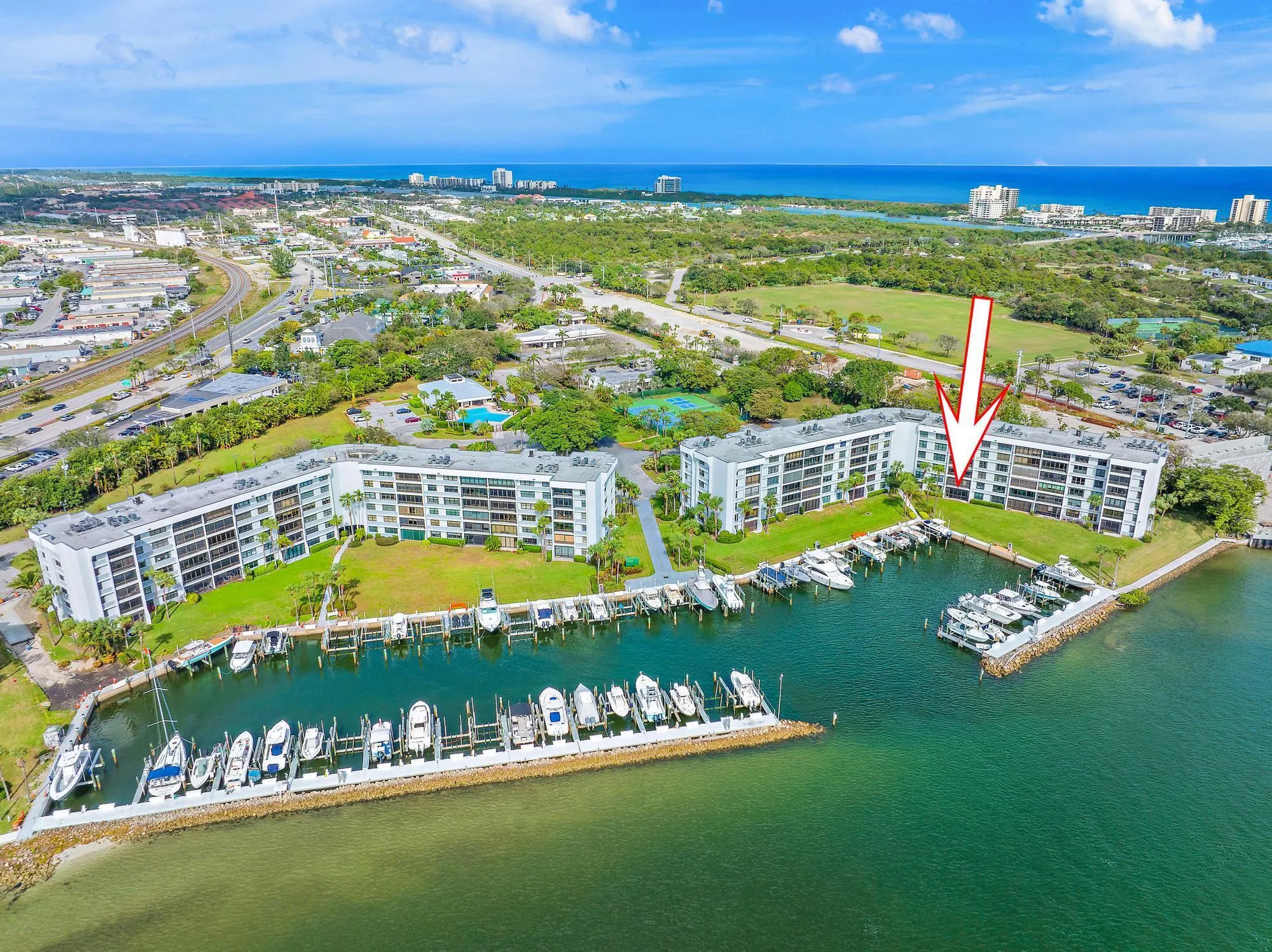1748 Jupiter Cove Drive, #121