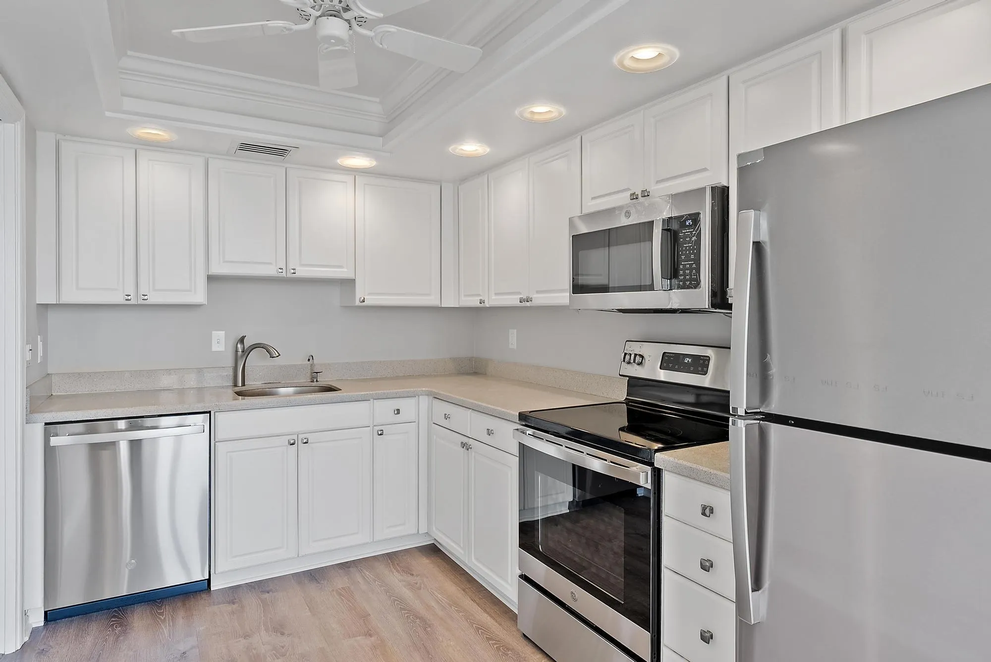 1748 Jupiter Cove Drive, #121