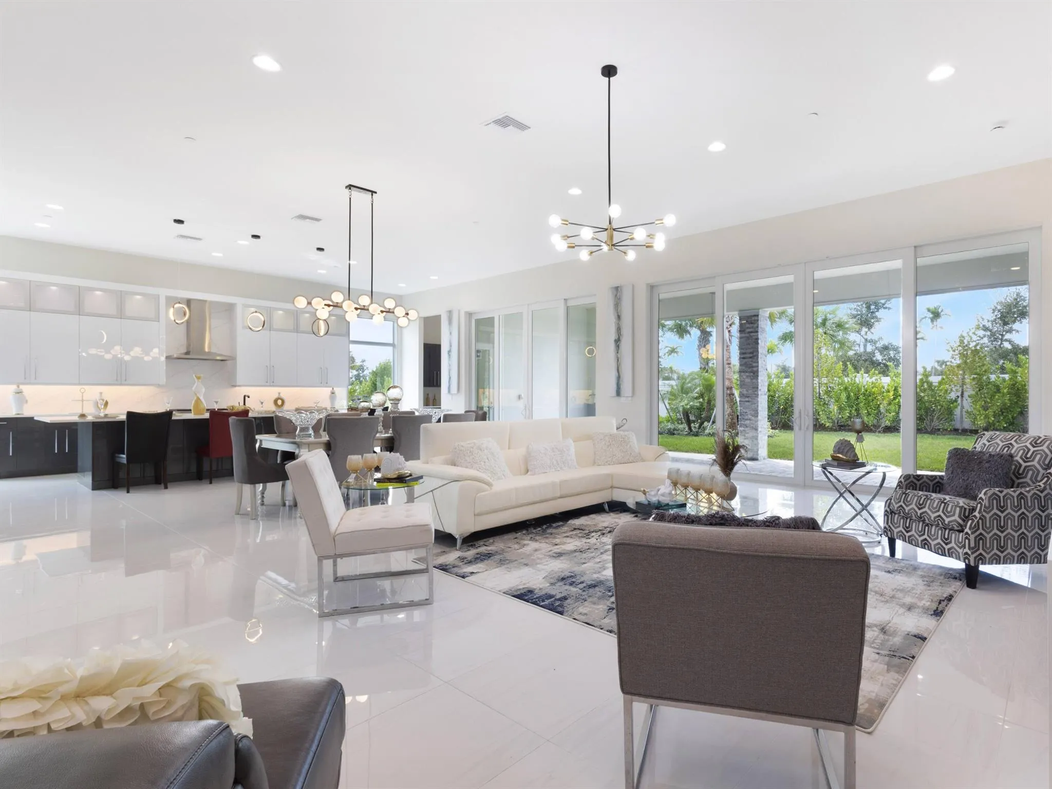 9124 Coral Isle Circle