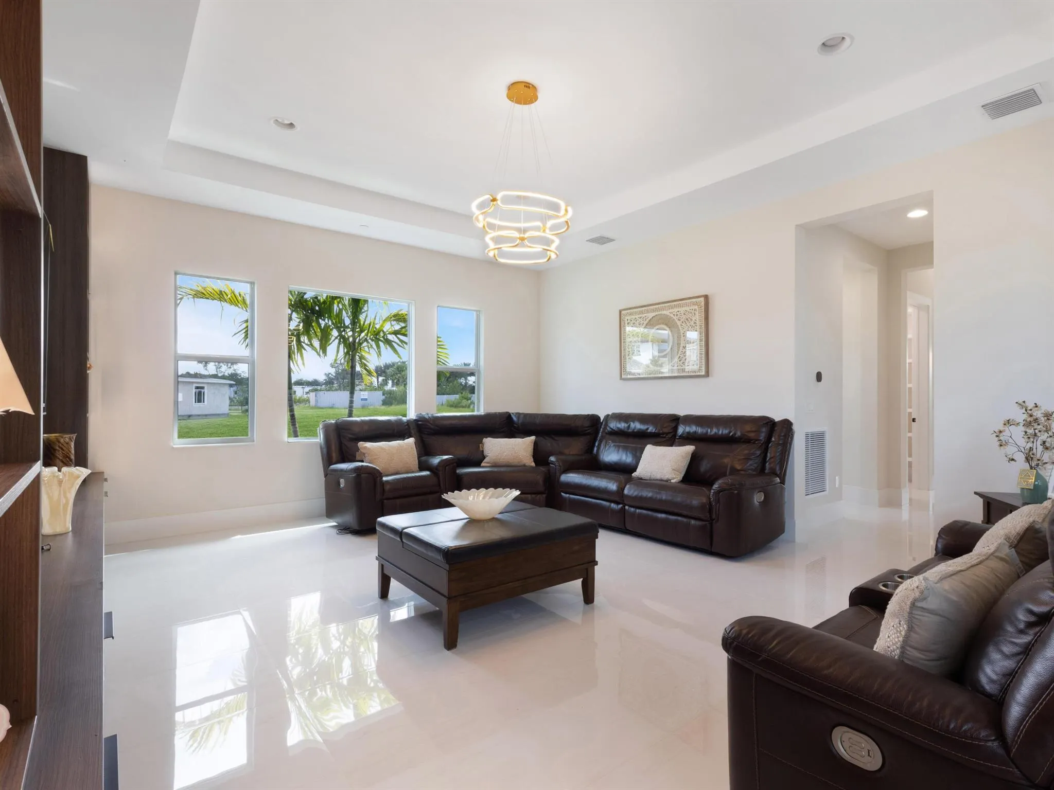 9124 Coral Isle Circle