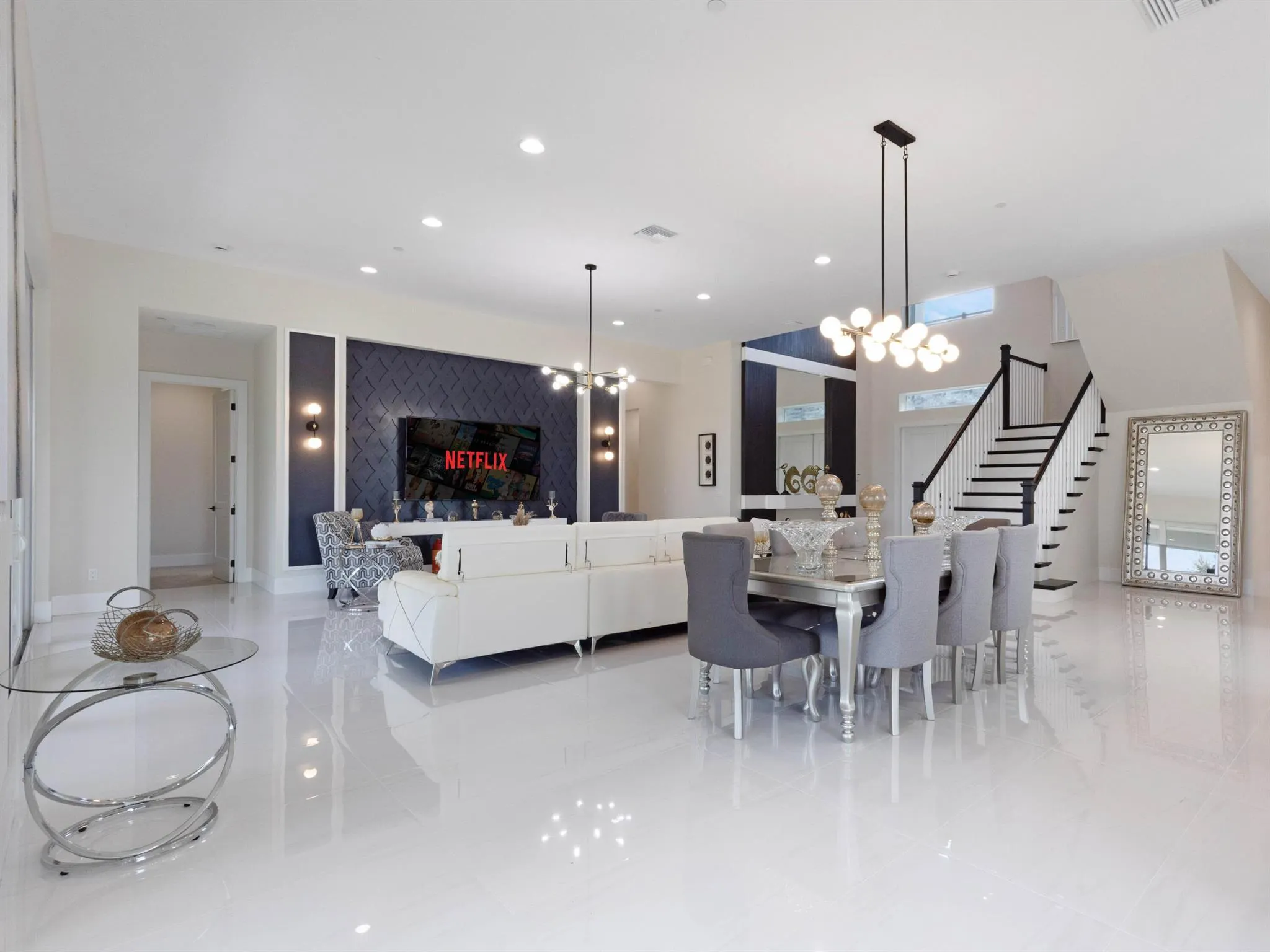 9124 Coral Isle Circle