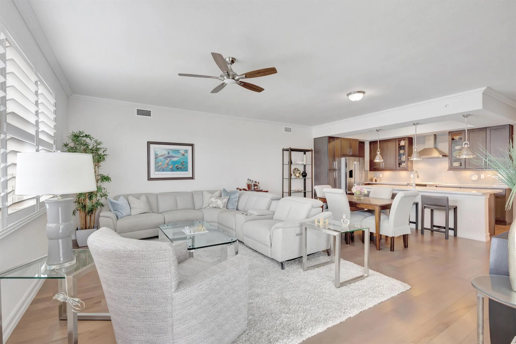 444 Bay Colony Drive N