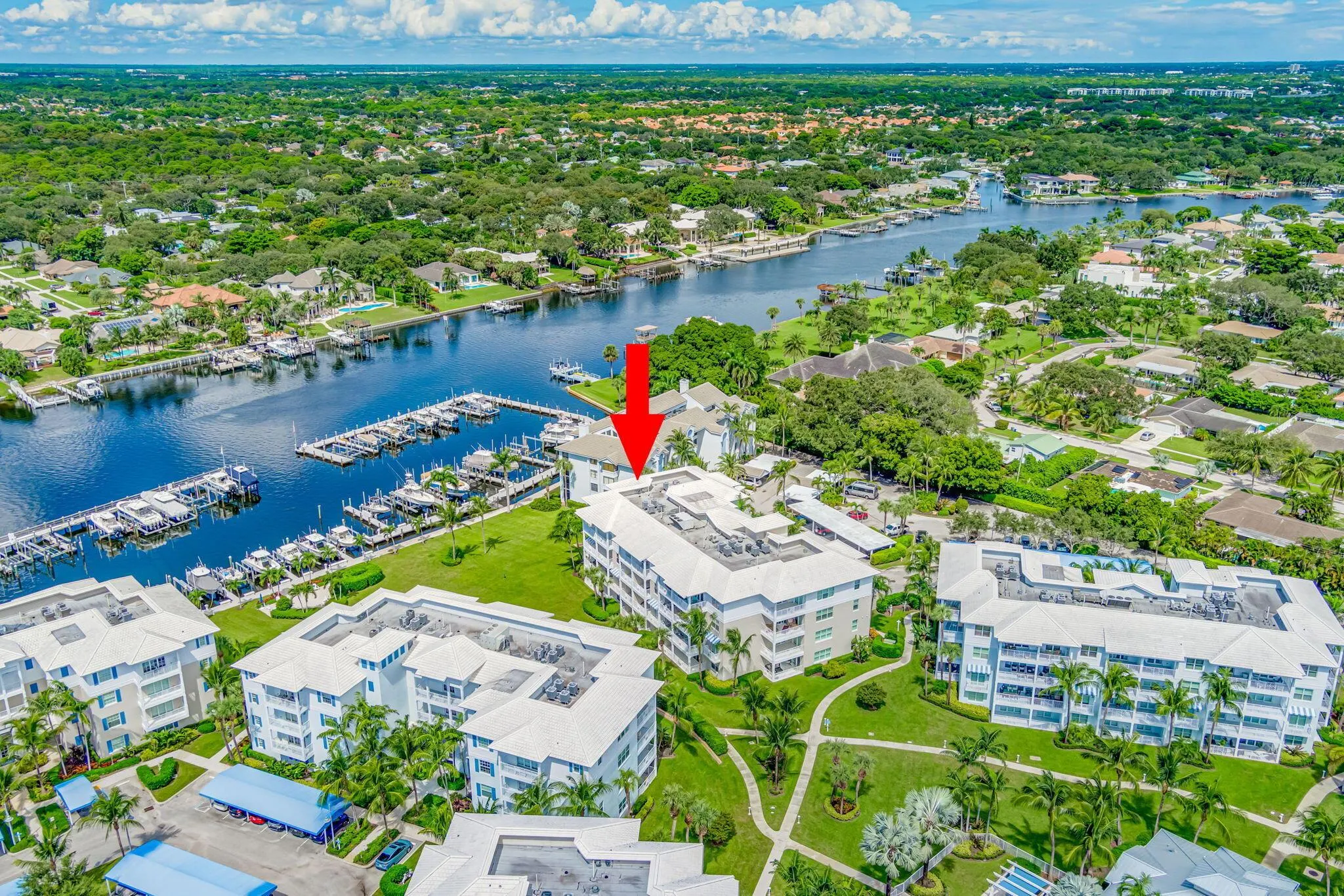 444 Bay Colony Drive N